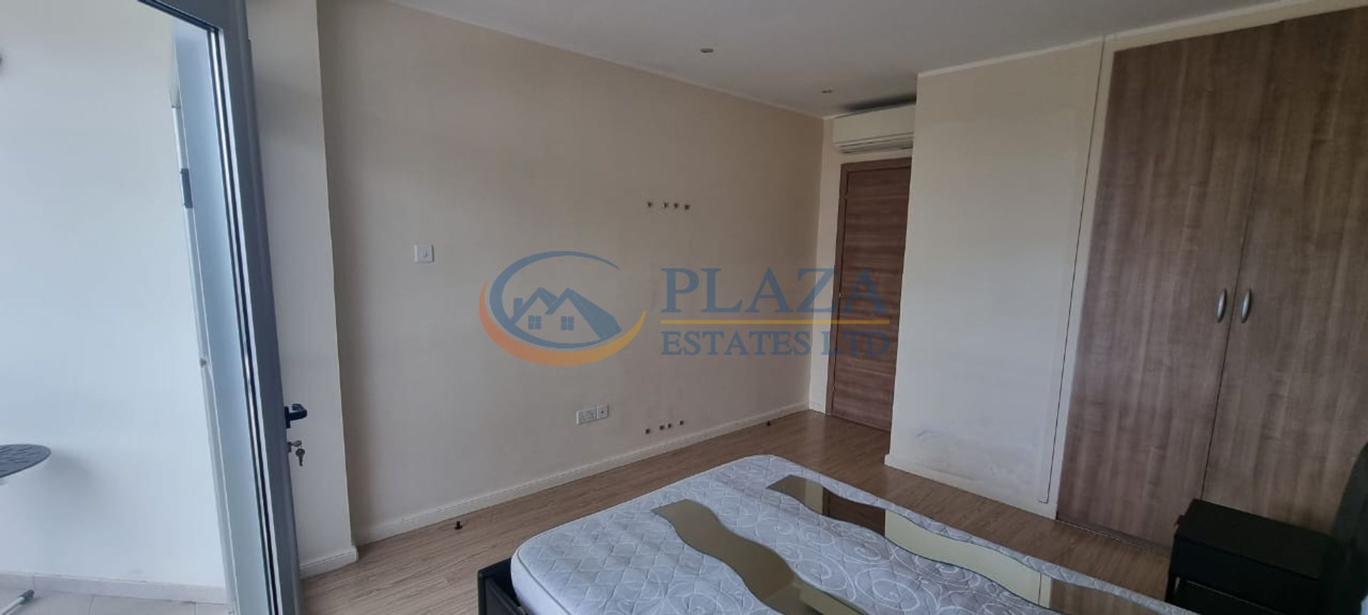 Condominium in Agios Tychon, Larnaca 11950832