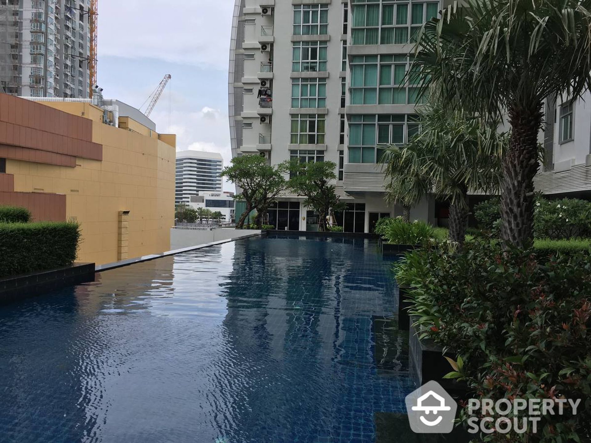 Condominium in Watthana, Krung Thep Maha Nakhon 11951016