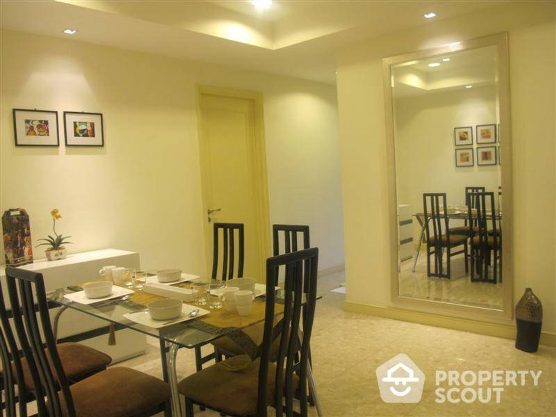 Condominium in Watthana, Krung Thep Maha Nakhon 11951081