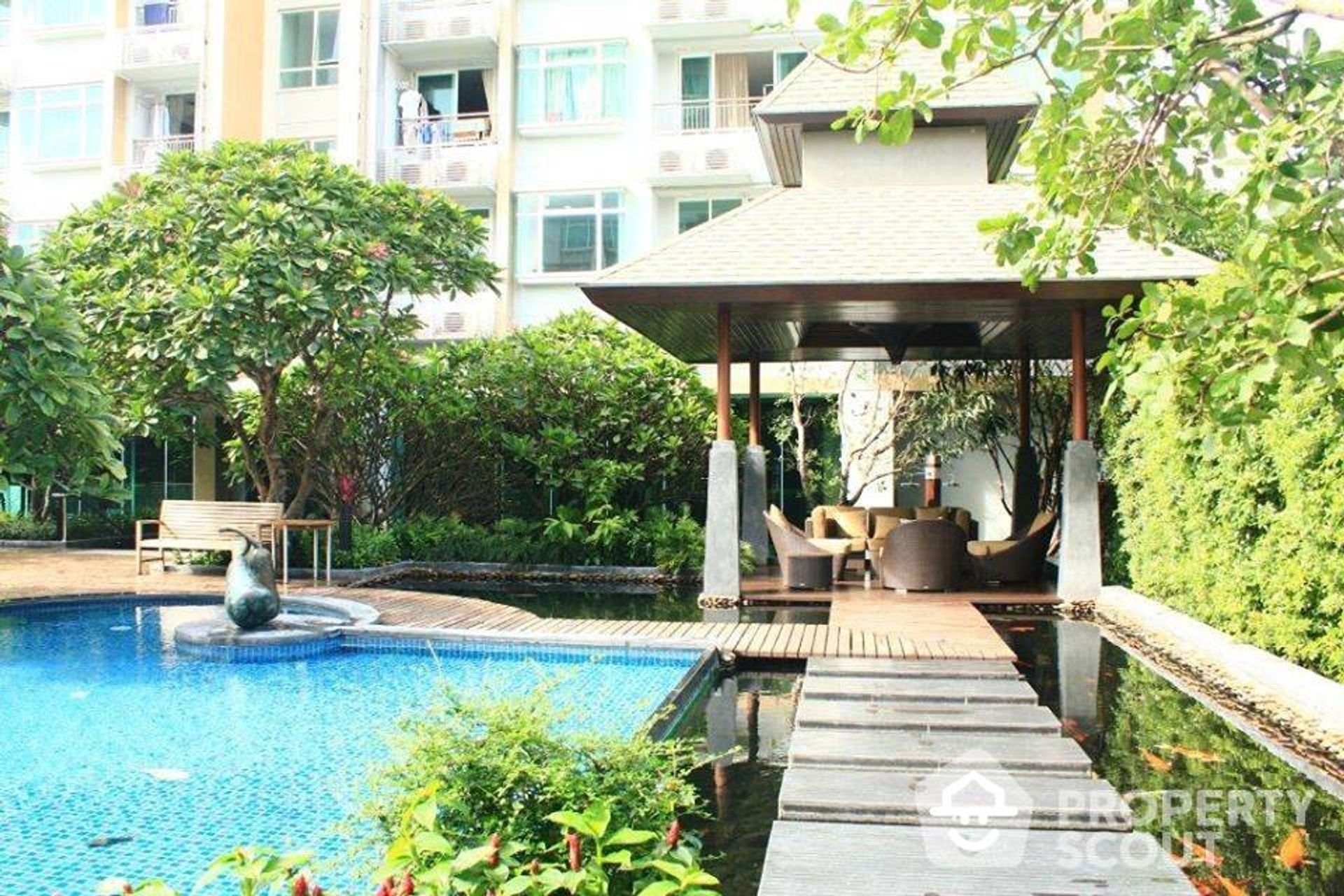 Condominium in Ban Na Song, Krung Thep Maha Nakhon 11951137