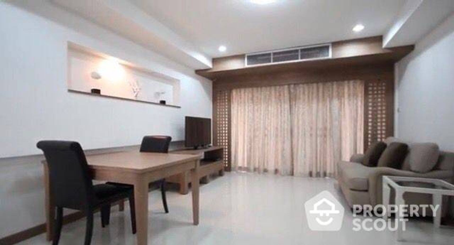 Osakehuoneisto sisään Sathon, Krung Thep Maha Nakhon 11951566