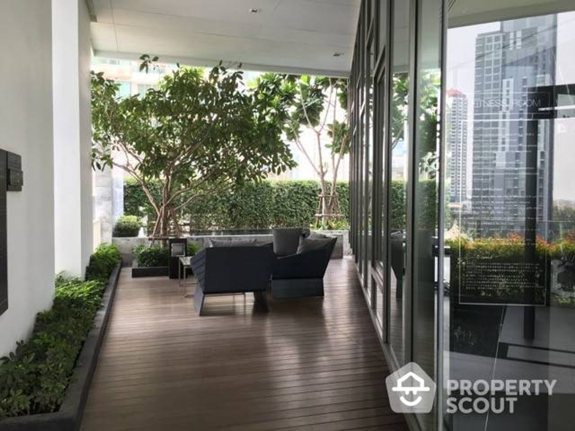 Condominium in Watthana, Krung Thep Maha Nakhon 11951752