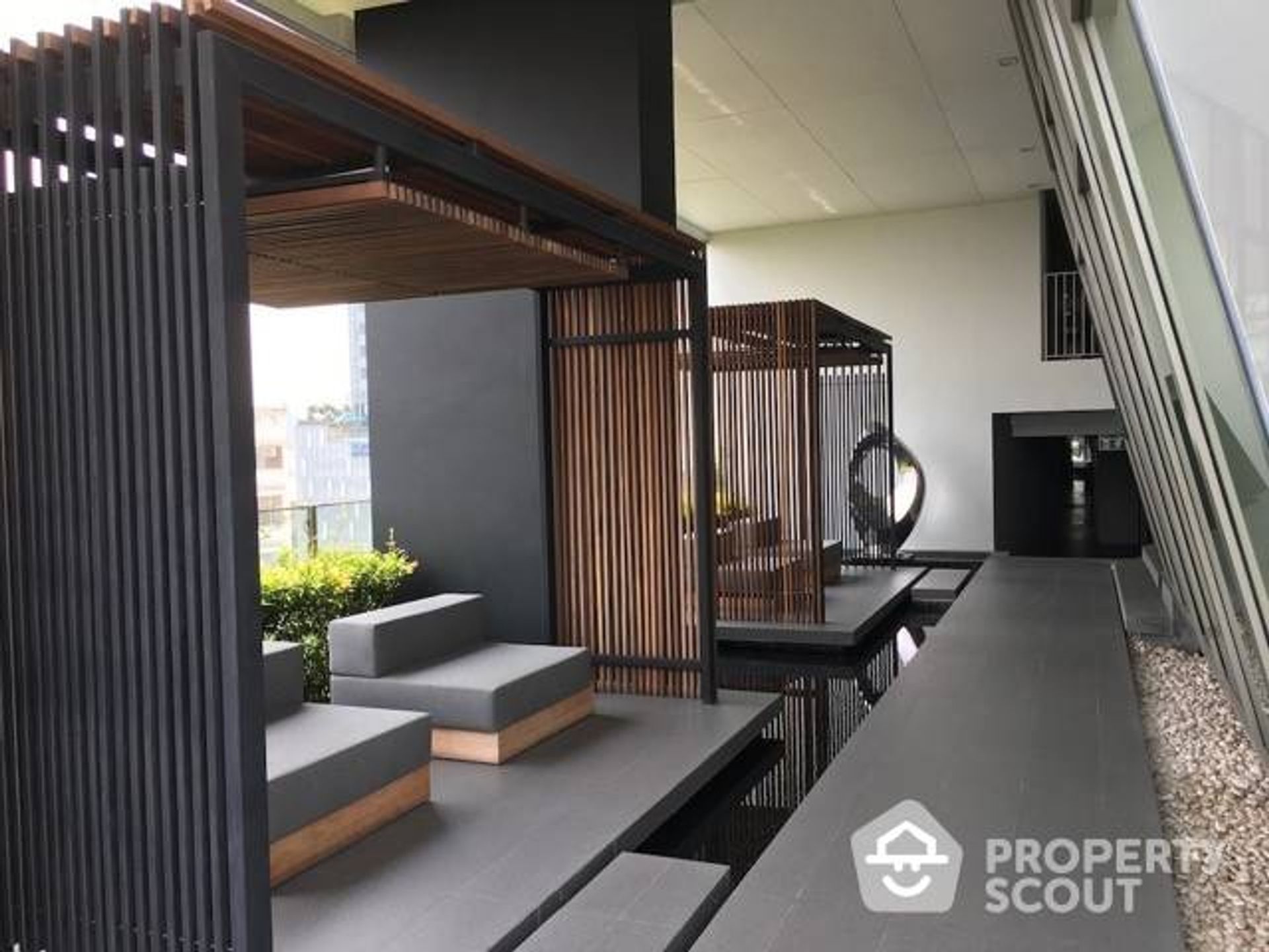 Condominium in Watthana, Krung Thep Maha Nakhon 11951752