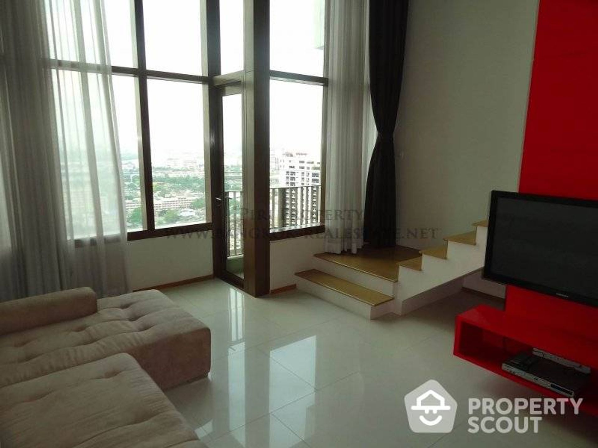 Condominium dans Khlong Toei, Krung Thep Maha Nakhon 11952151