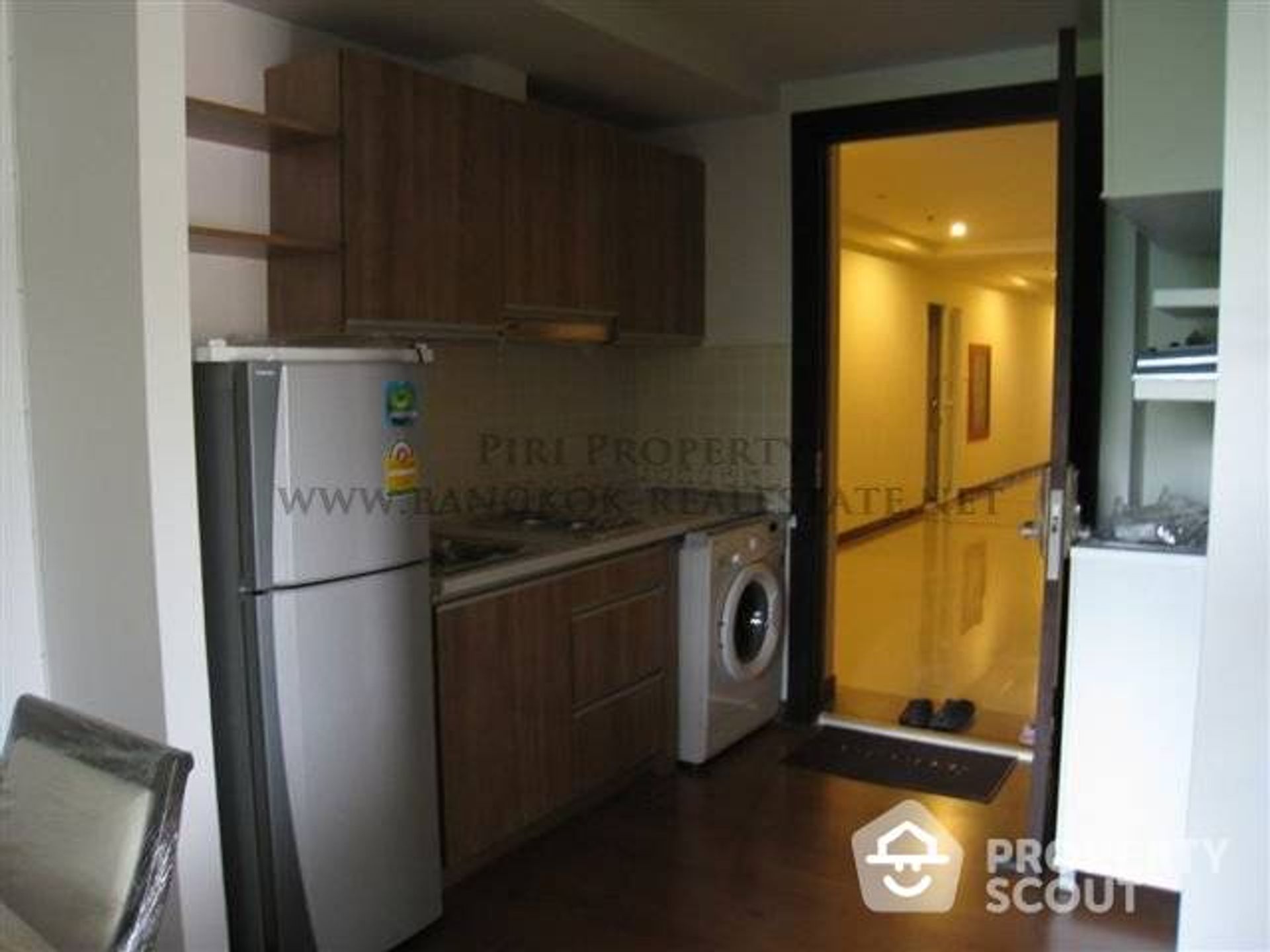 Condominium in Phra Khanong, Krung Thep Maha Nakhon 11952626