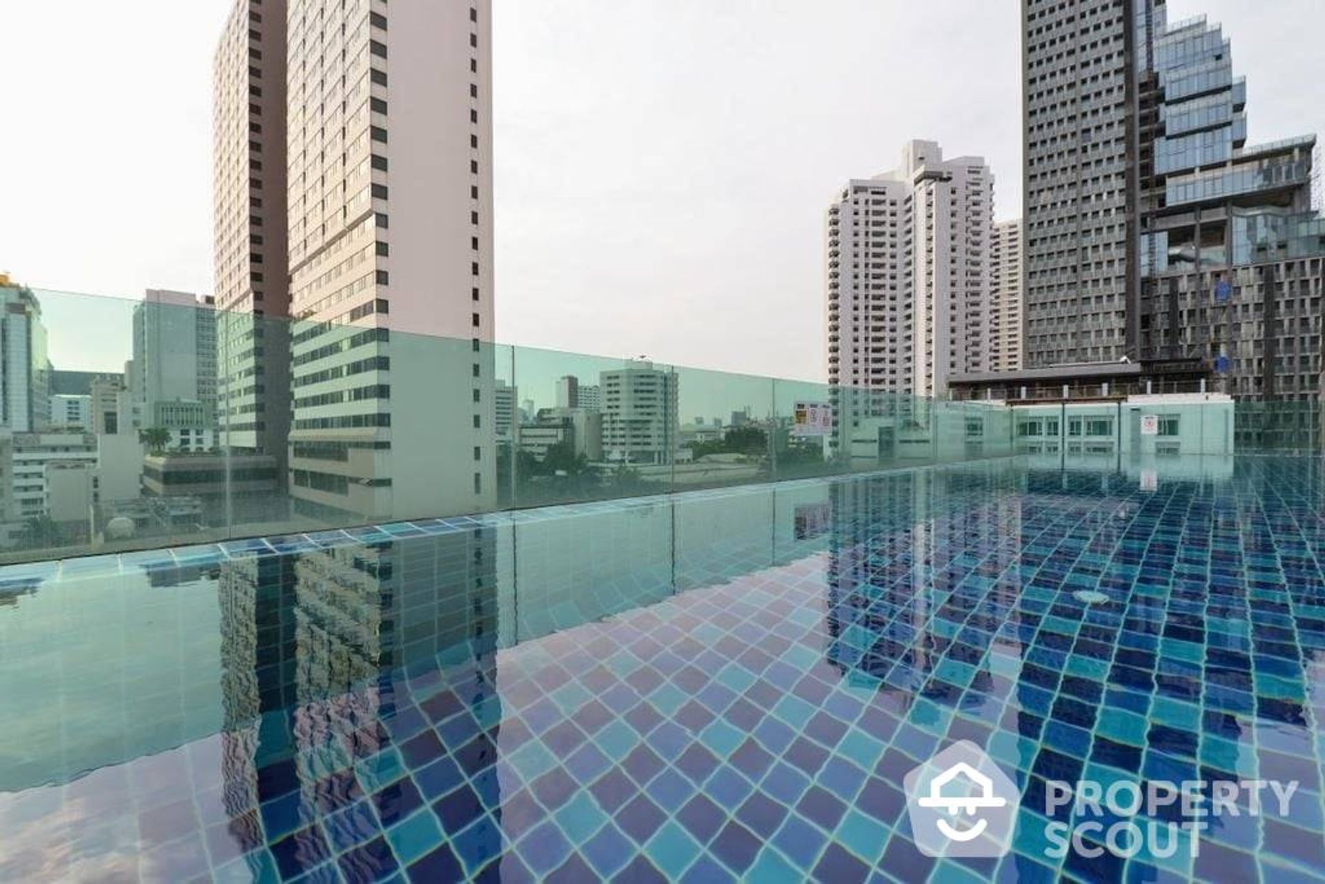 Condominio nel Ban Na canzone, Krung Thep Maha Nakhon 11952728