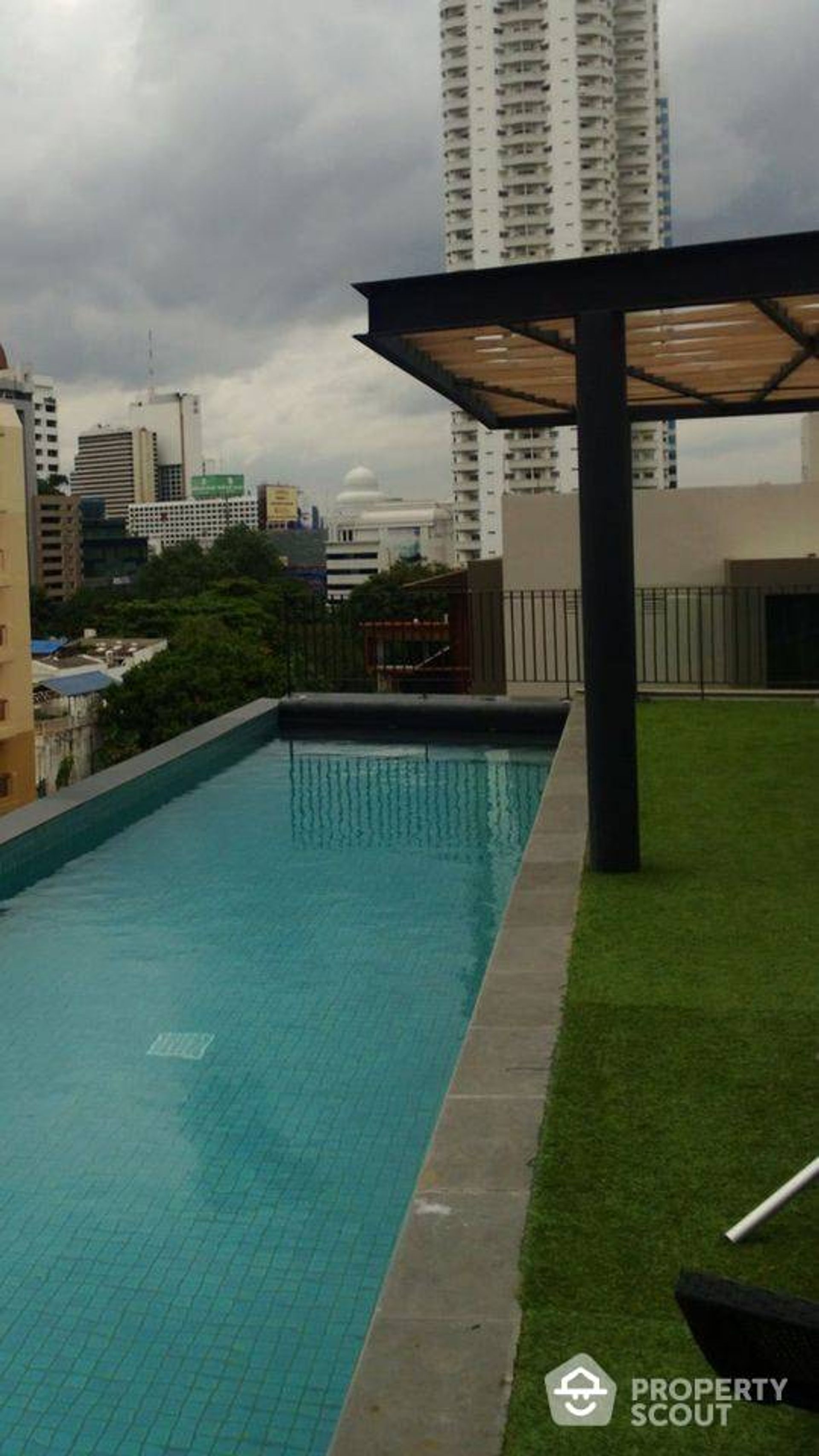 Condominium in Ratchathewi, Krung Thep Maha Nakhon 11952768