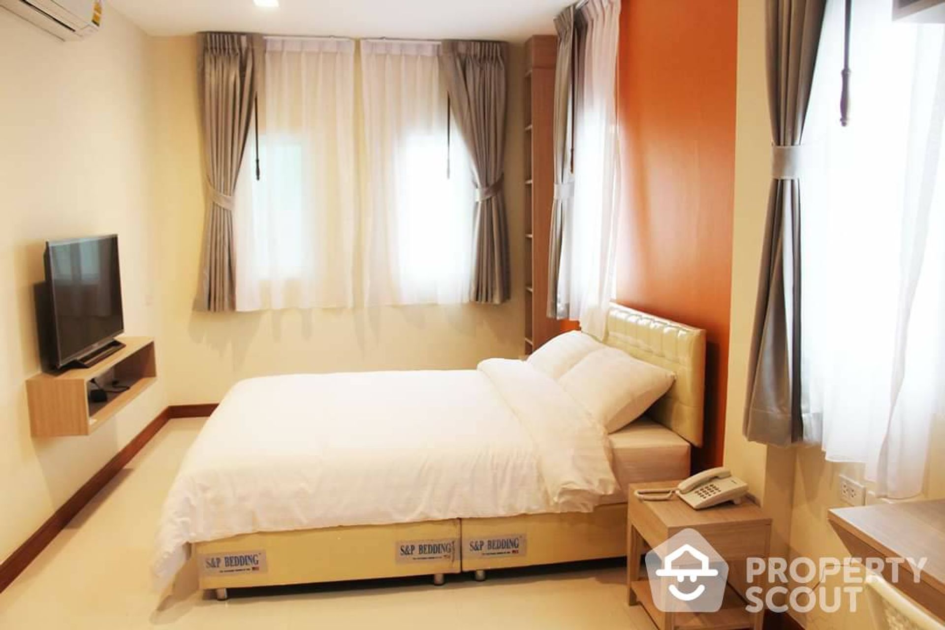 Condominium dans Khlong Toei, Krung Thep Maha Nakhon 11952877