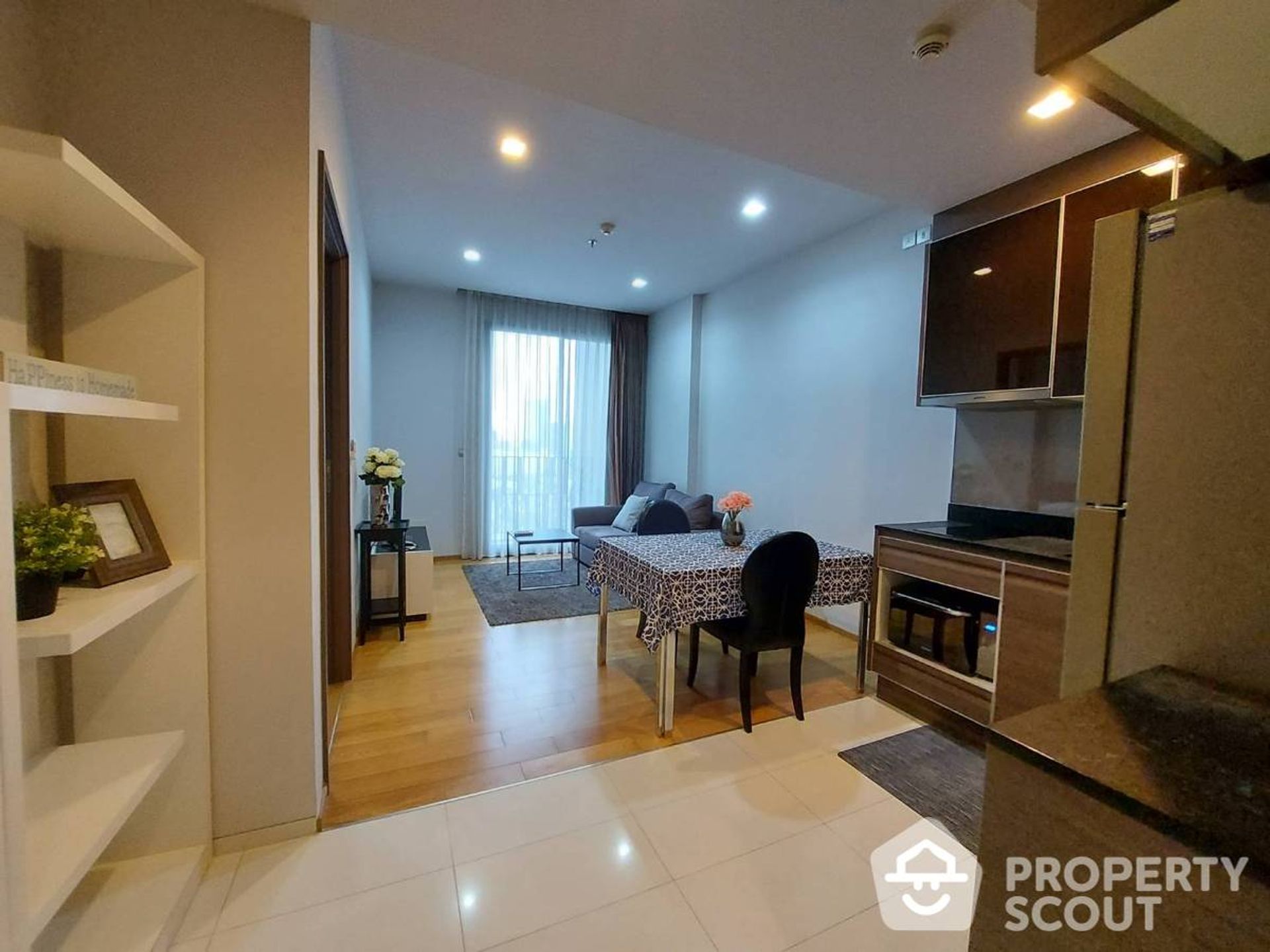 Condominium in Watthana, Krung Thep Maha Nakhon 11952959