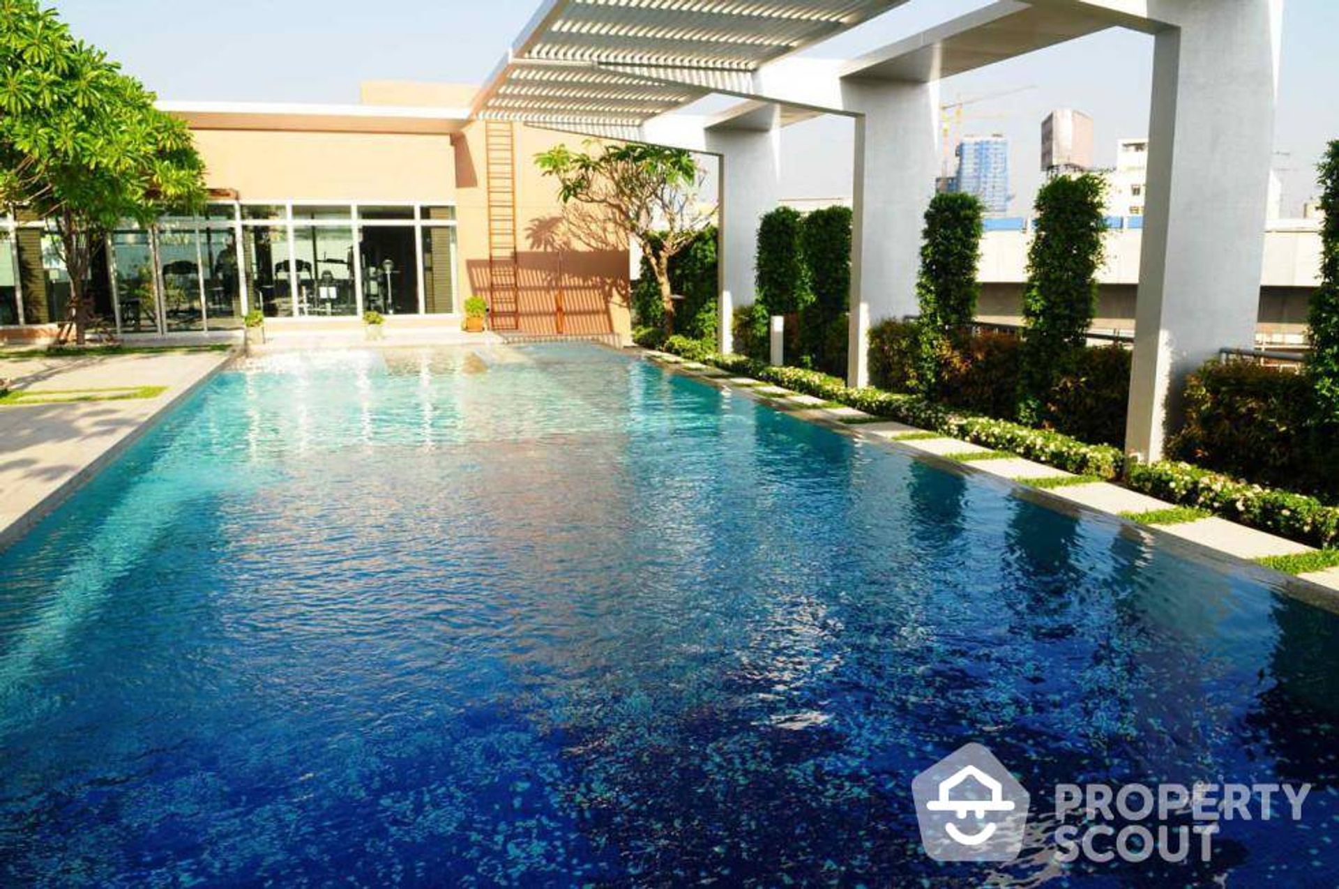 Condominio en Phra Khanong, Krung Thep Maha Nakhon 11953051