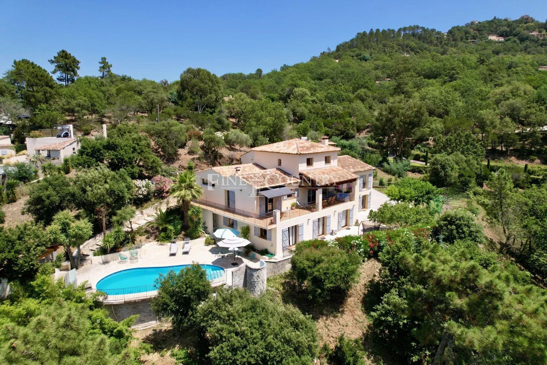 Huis in Fréjus, Provence-Alpes-Côte d'Azur 11953457