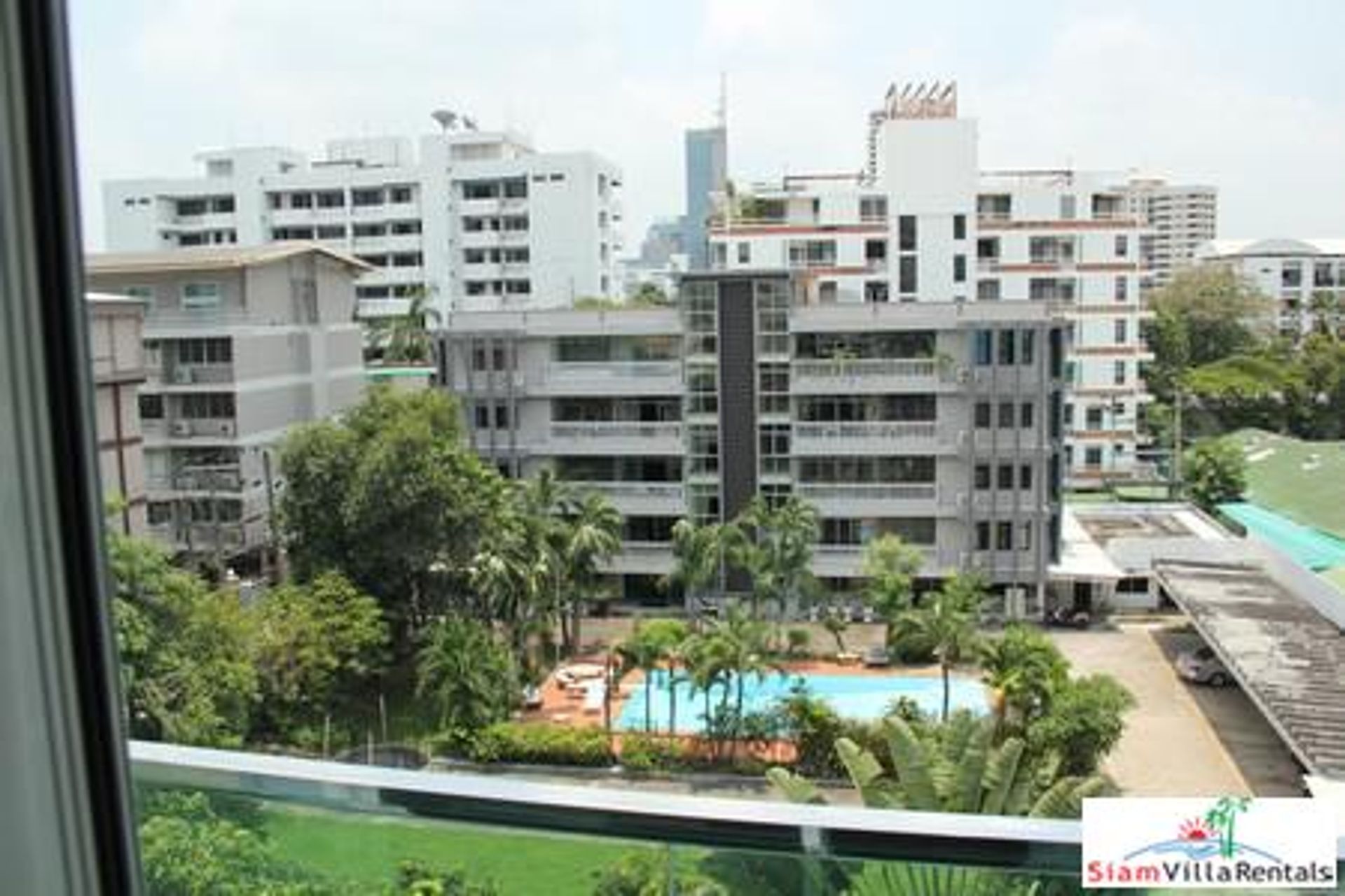 Condominium in Watthana, Krung Thep Maha Nakhon 11954383