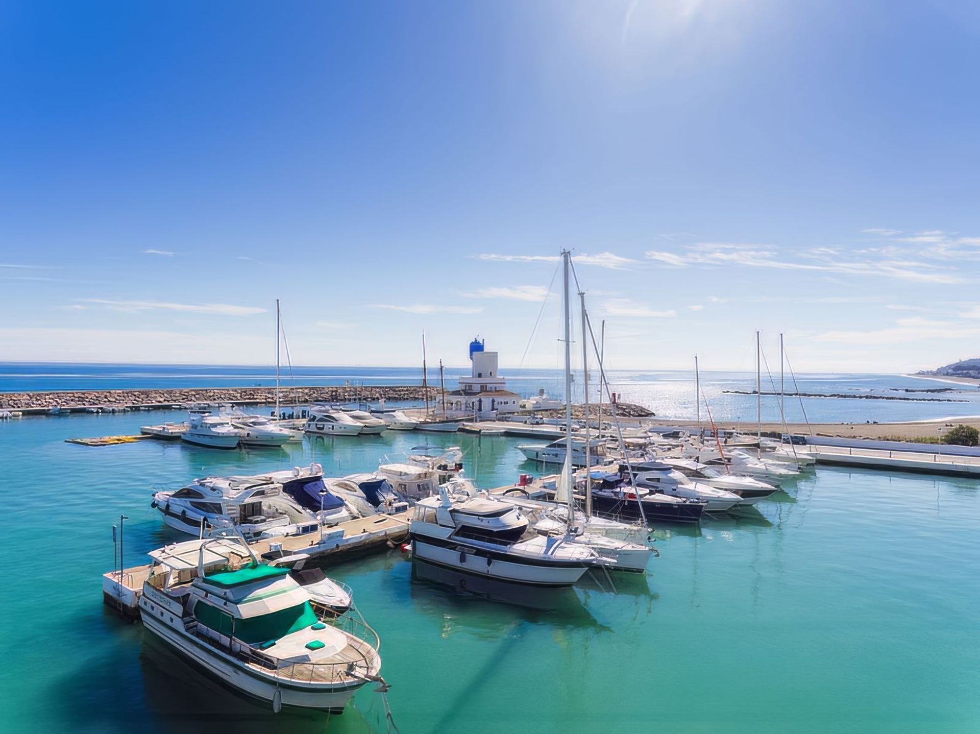 公寓 在 Puerto de la Duquesa, Andalusia 11954465