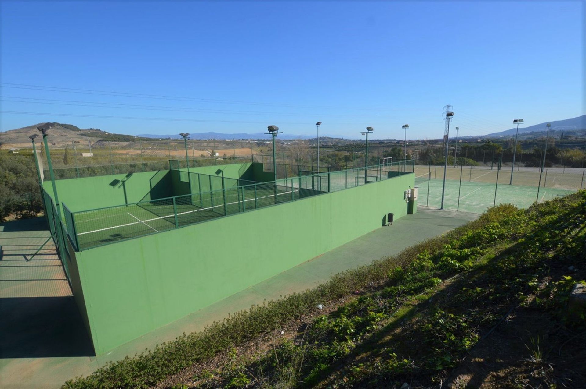 Kondominium dalam Alhaurín de la Torre, Andalucía 11954812