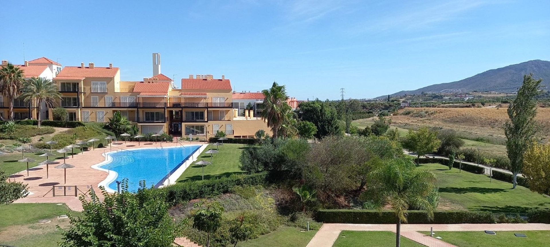 عمارات في Alhaurín de la Torre, Andalucía 11954812