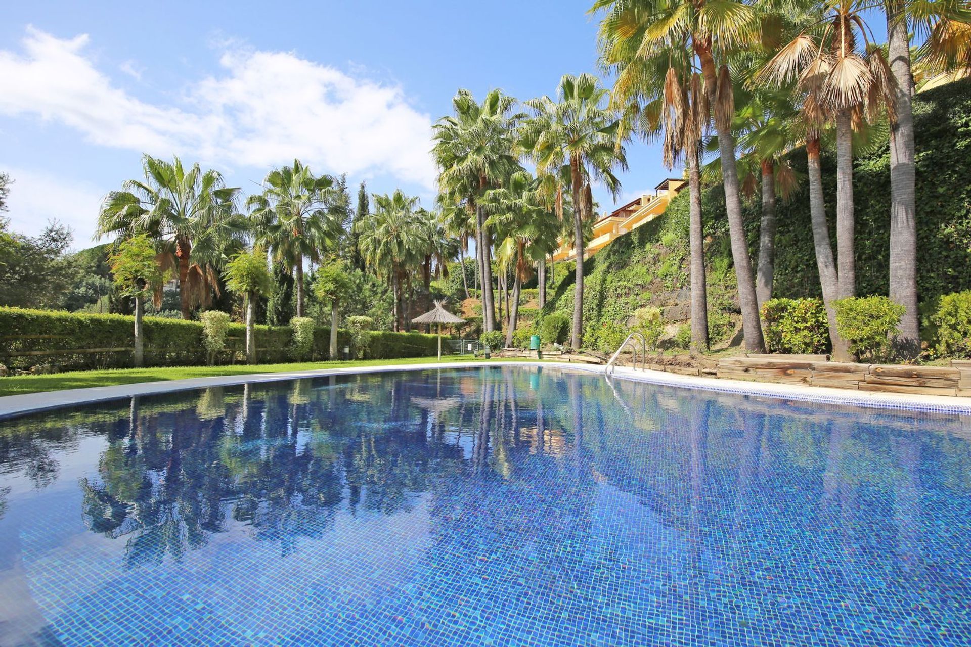 Condominium dans Marbella, Andalousie 11954935