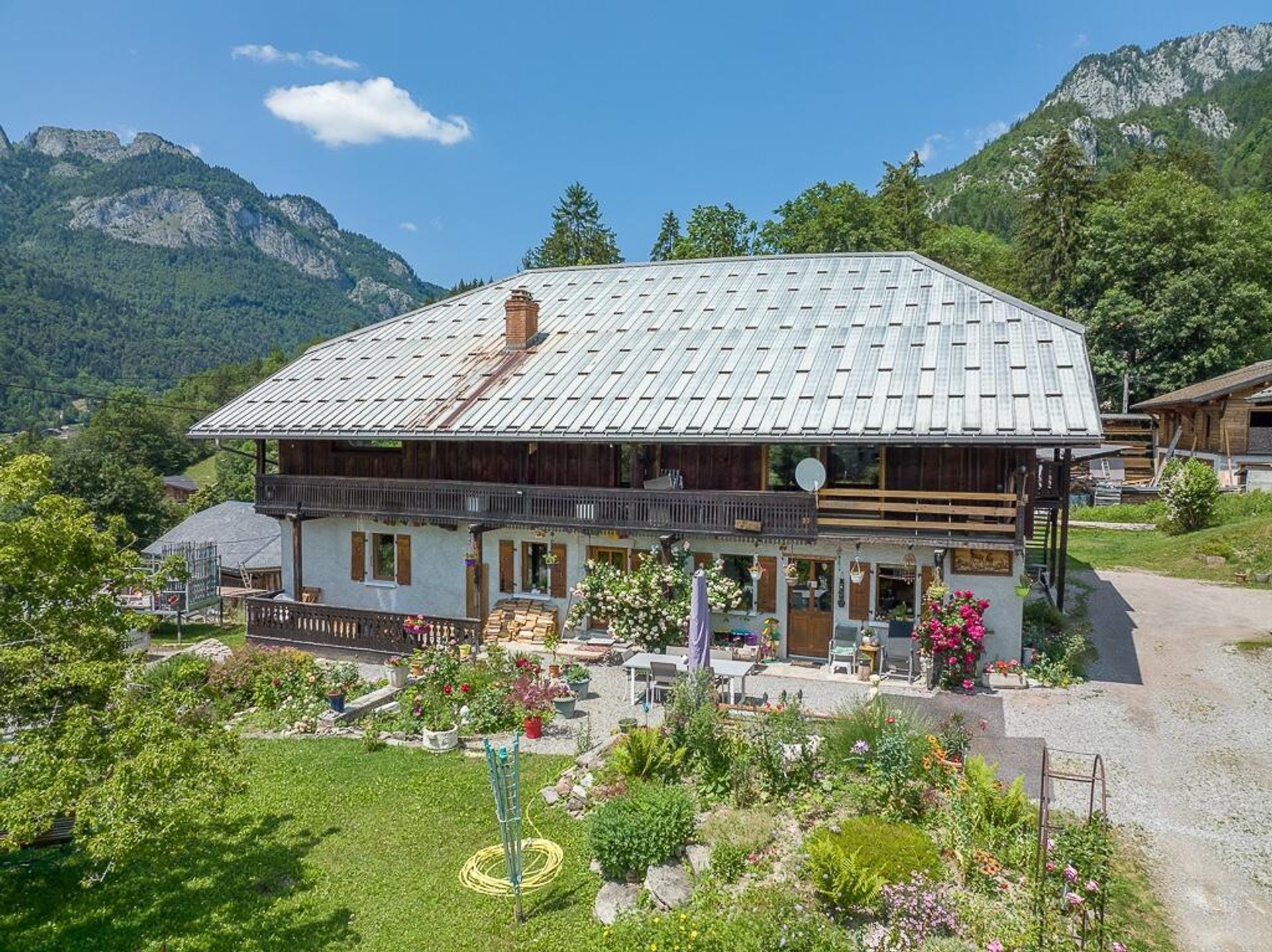 Condomínio no Le Biot, Auvergne-Rhone-Alpes 11955727