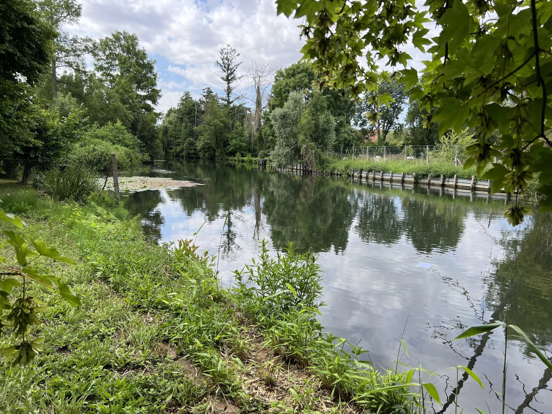 Hus i Cherisy, Centre-Val de Loire 11956776