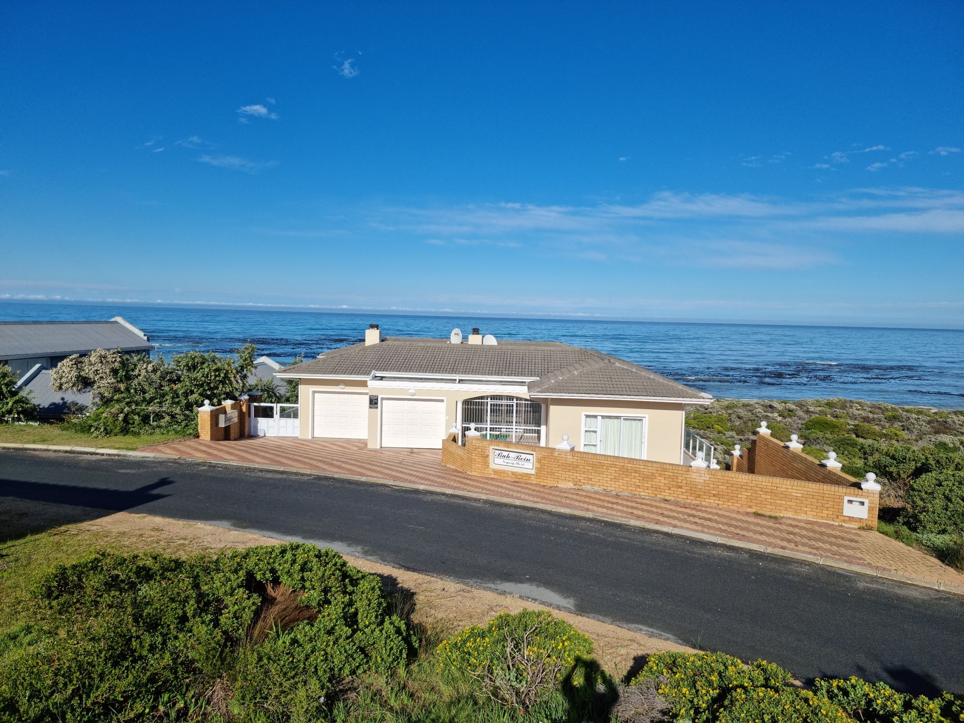 Land im Pearly Beach, Western Cape 11957313