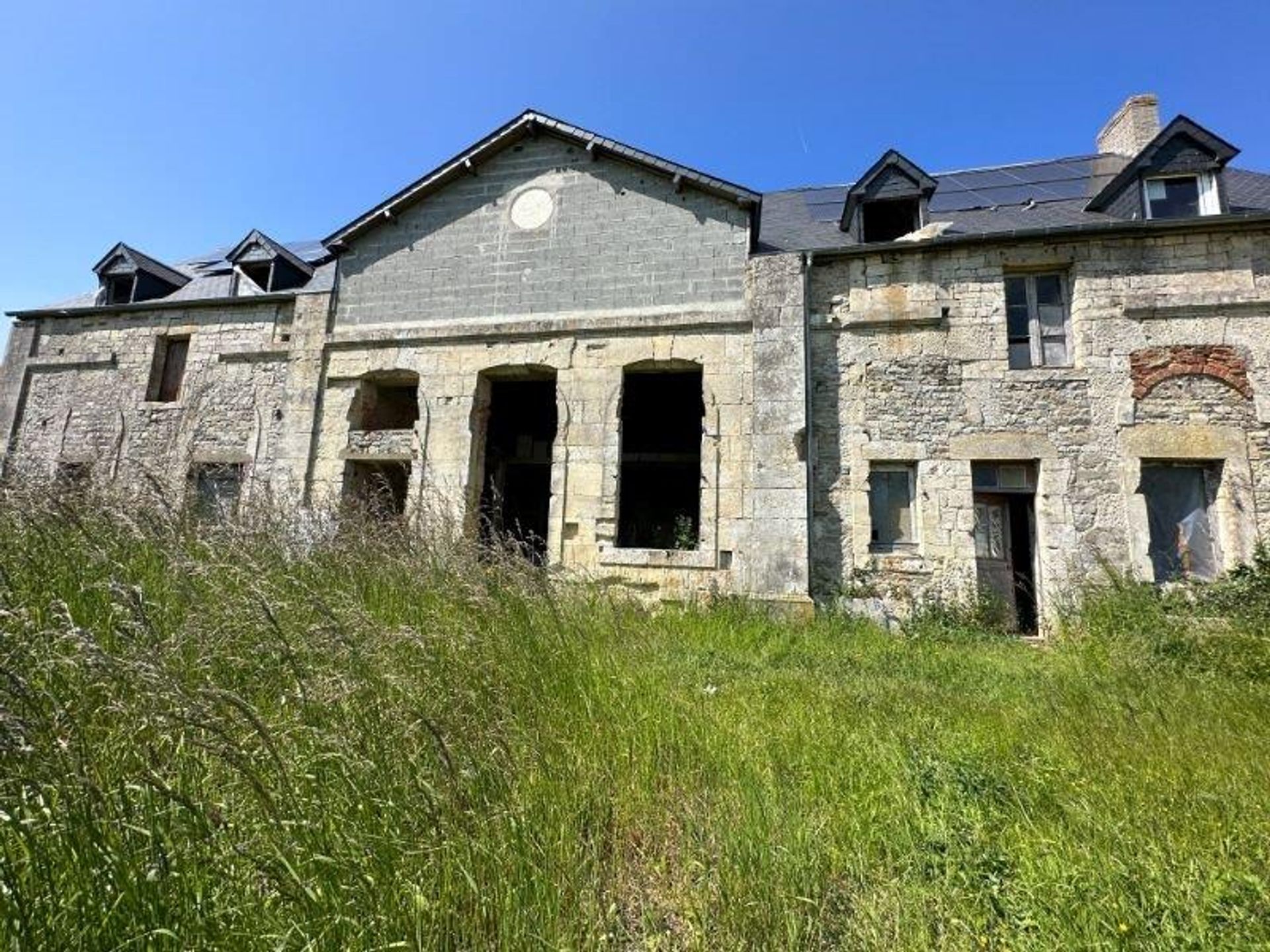 Другой в Souleuvre en Bocage, Normandie 11957999