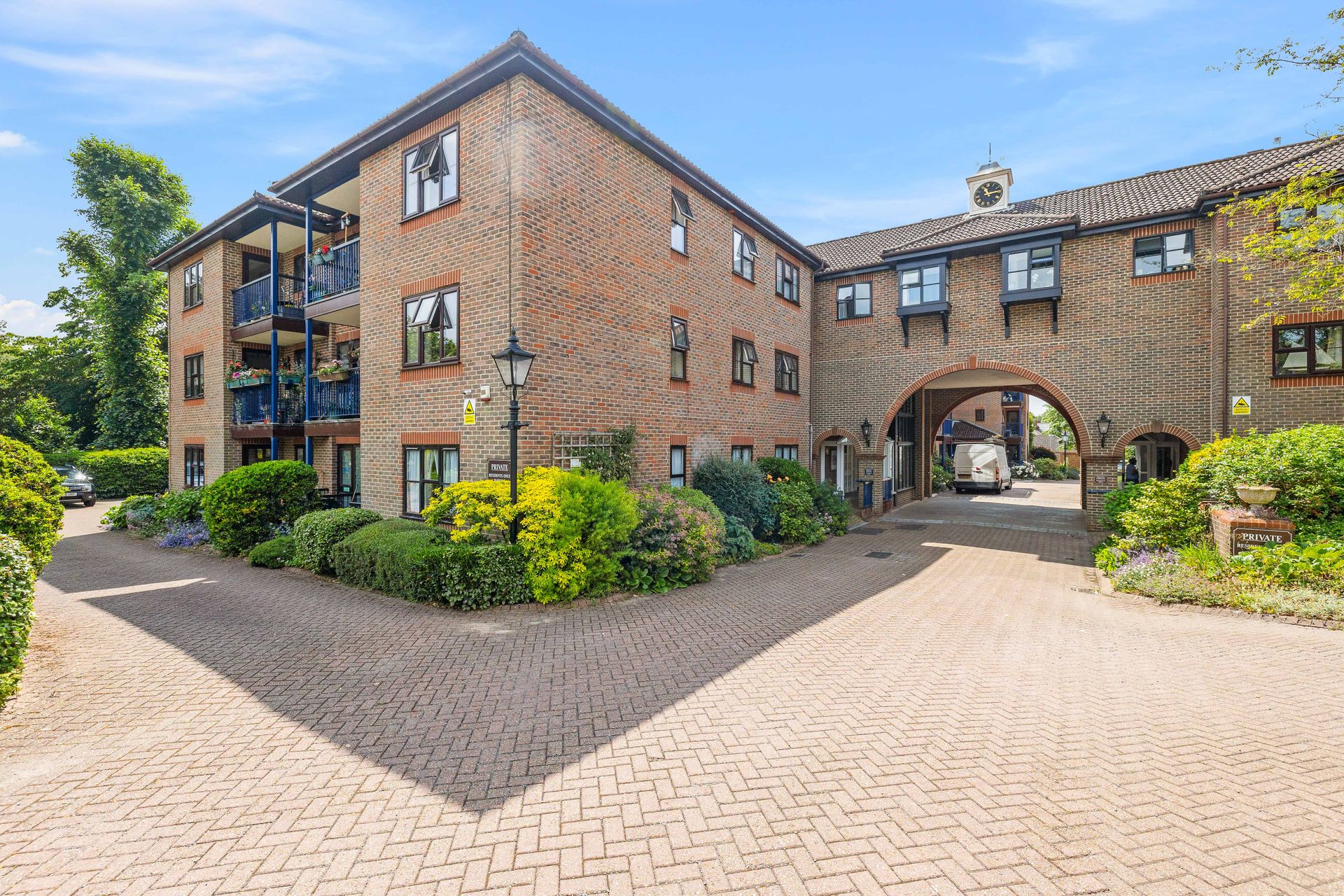 Condominio en Reigate, Surrey 11958381