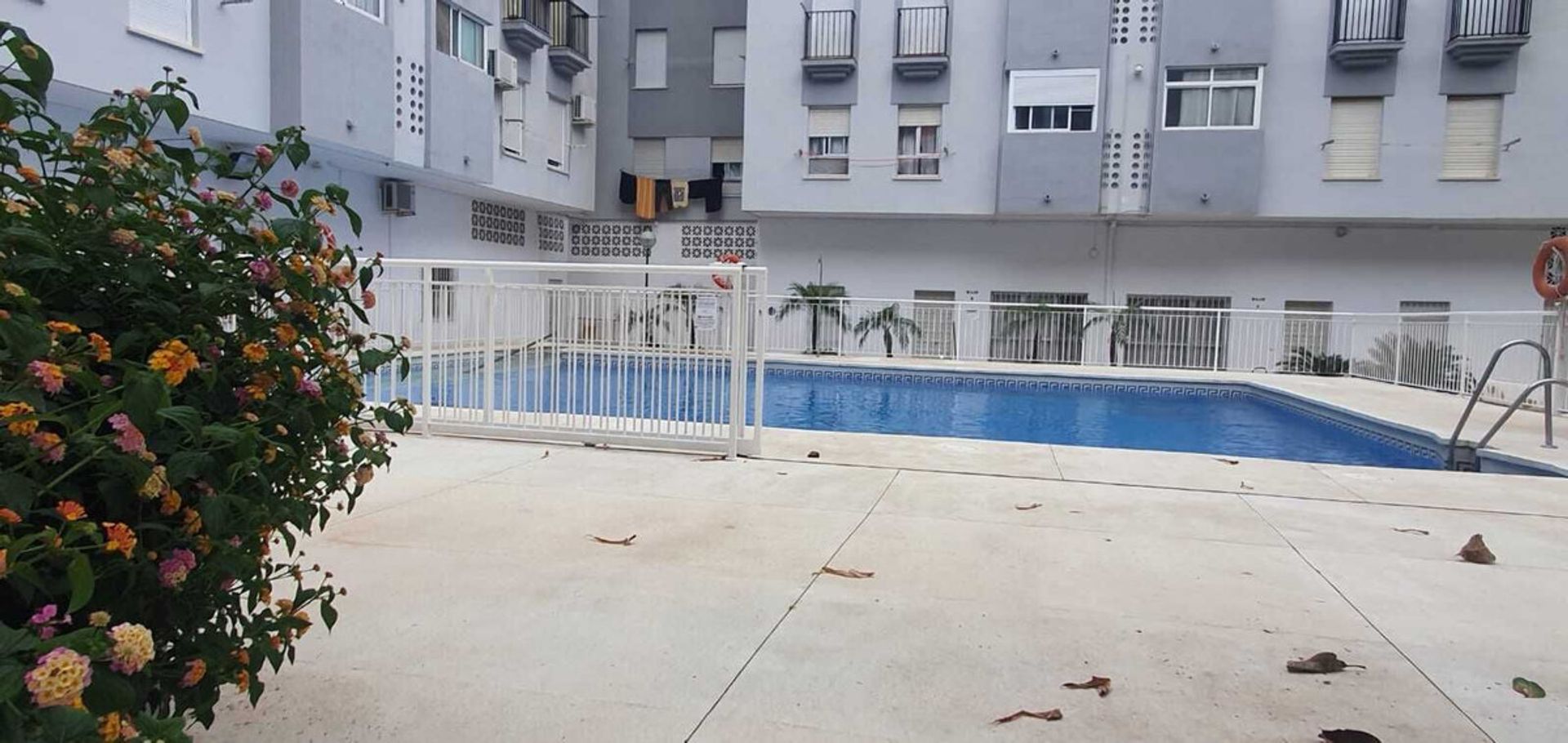 Condominio en Fuengirola, Andalucía 11958481