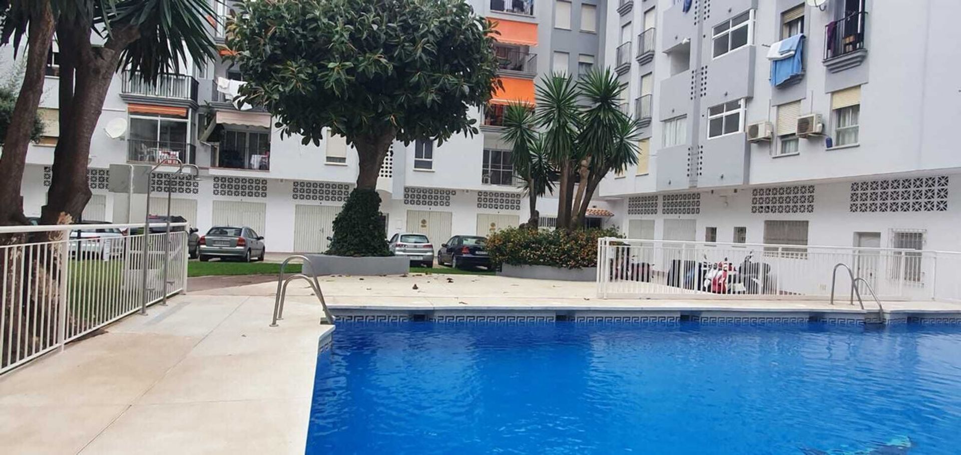 Condominio en Fuengirola, Andalucía 11958481