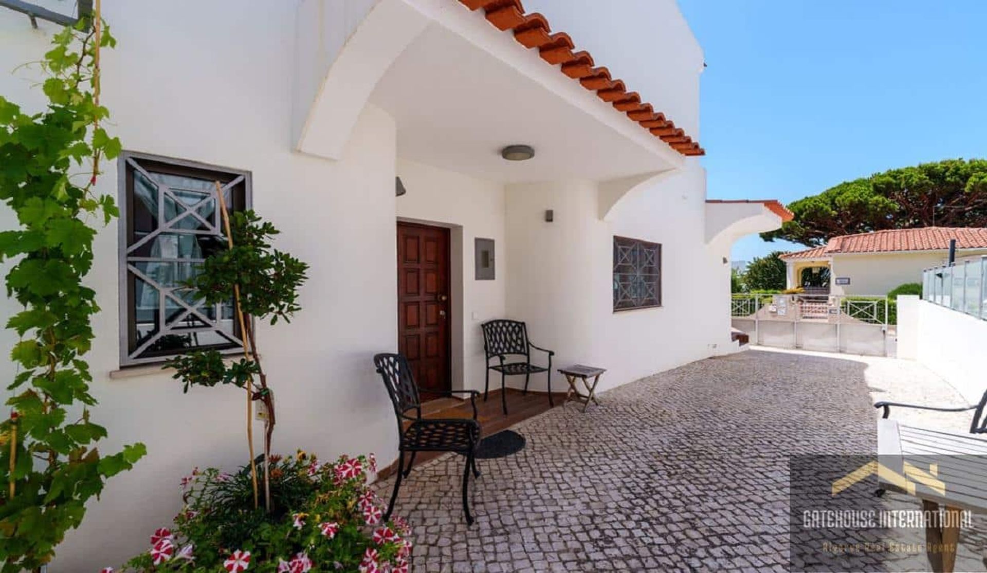 Huis in Quarteira, Faro 11958779