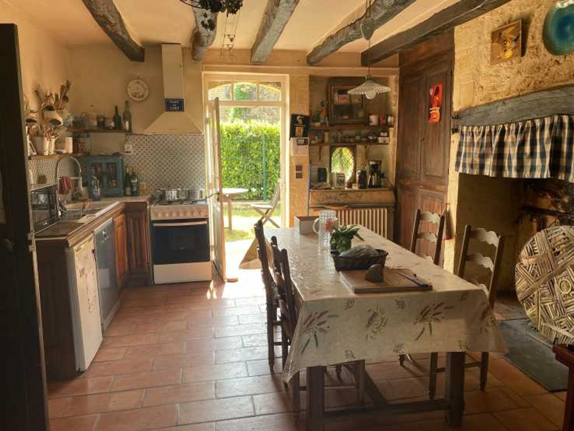 casa en Saint-Cyprien, Nouvelle-Aquitaine 11958934