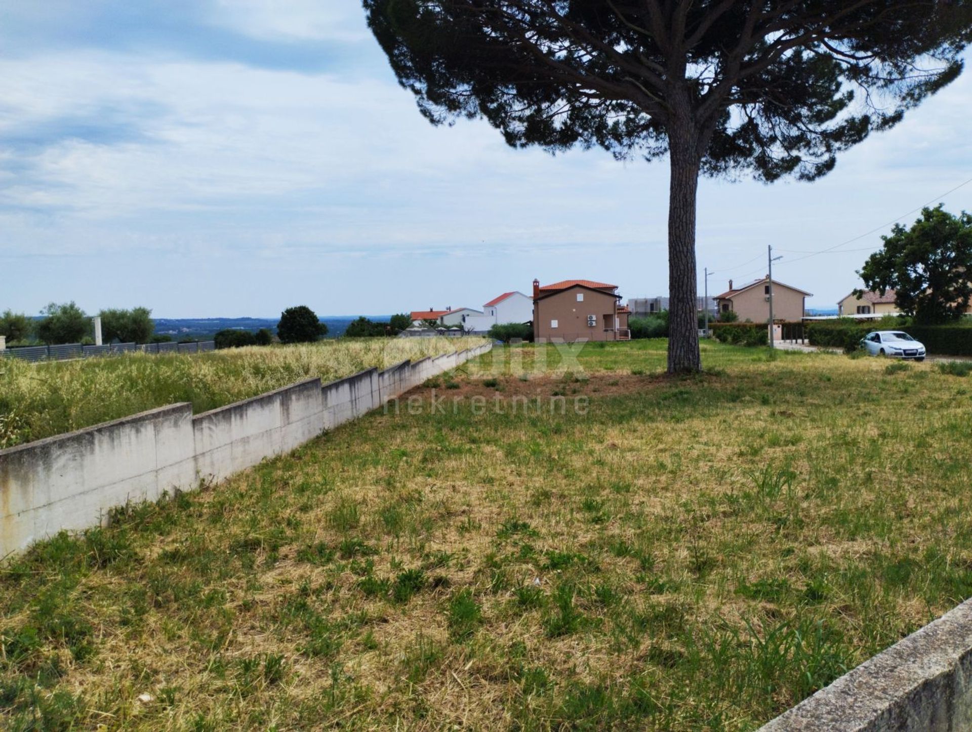 Land in Kaštelir, Istria County 11959866