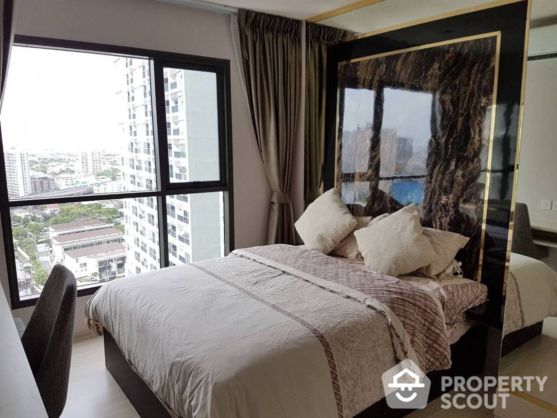 Condominium in , Krung Thep Maha Nakhon 11960309