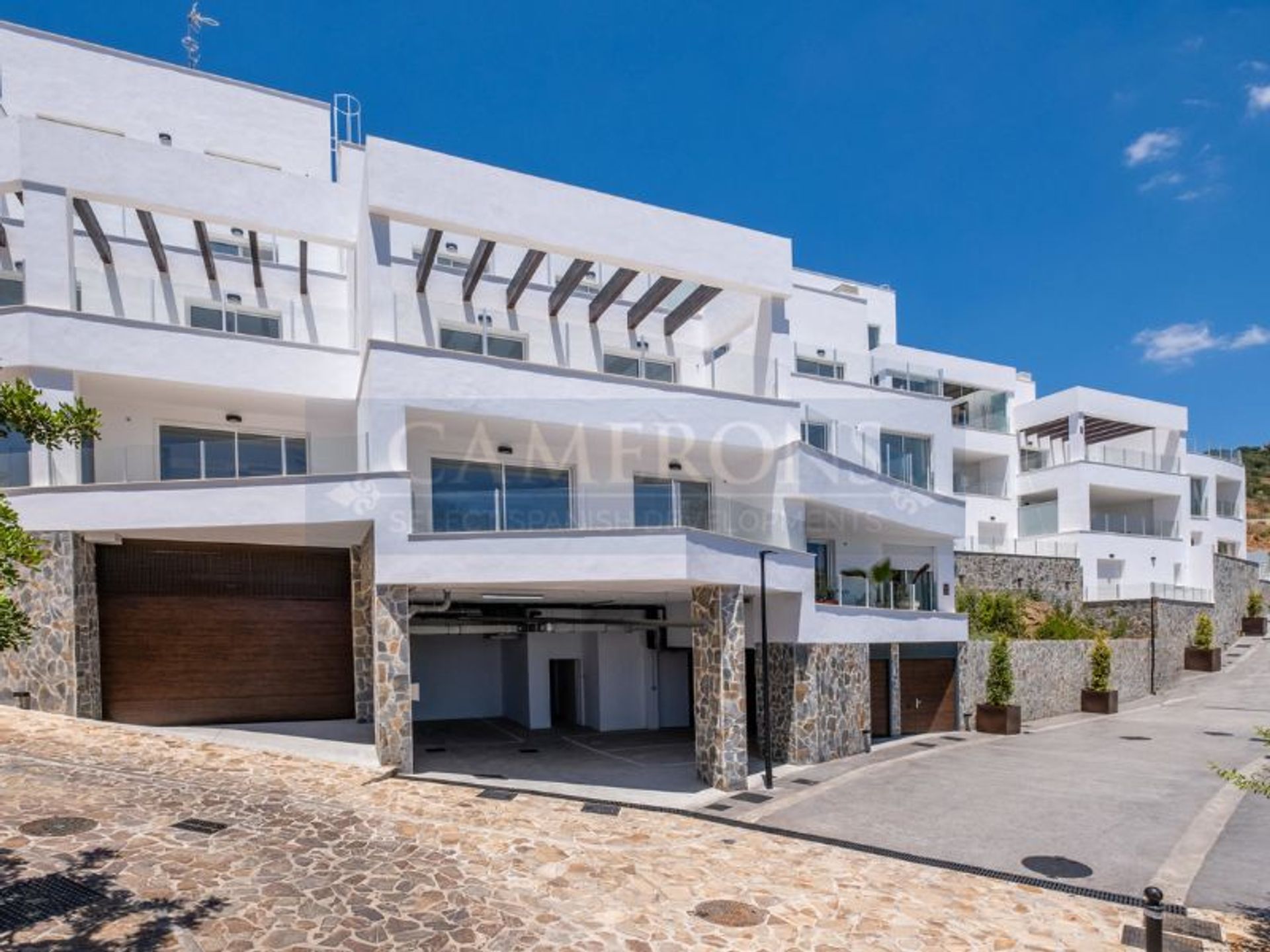 Condominium in Marbella, Andalusia 11960834