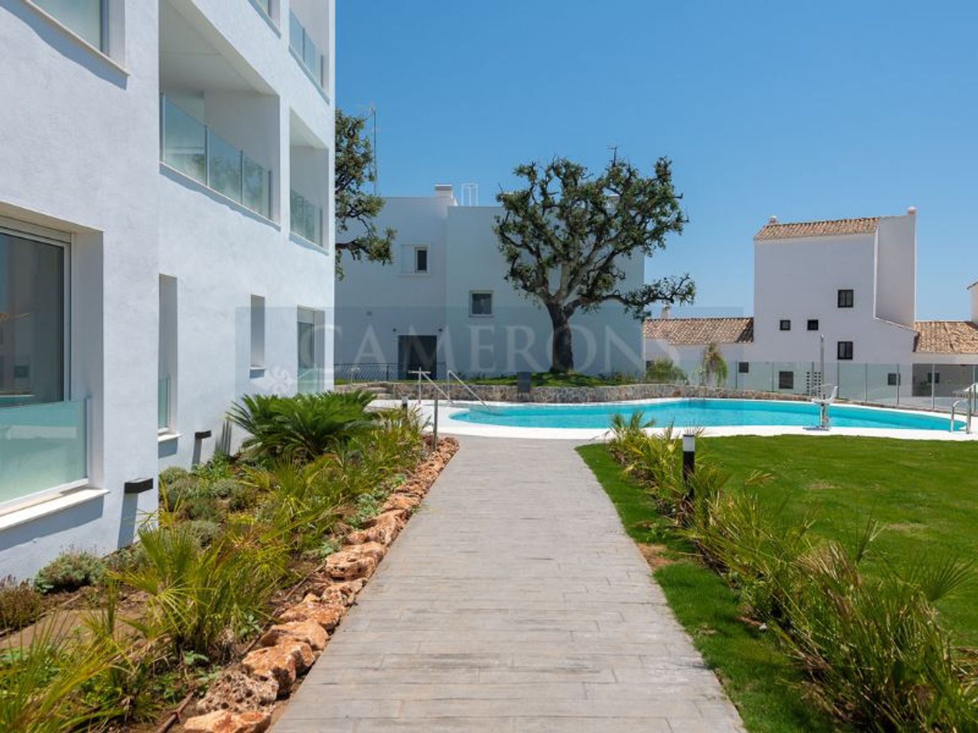 Condominium in Marbella, Andalusia 11960834