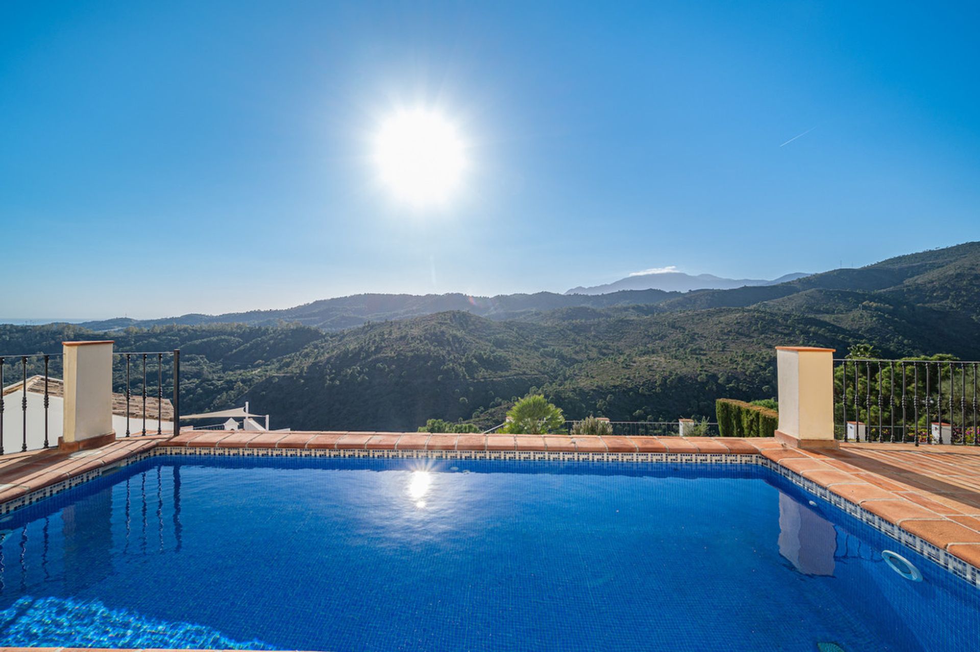 Rumah di Benahavís, Andalucía 11960854