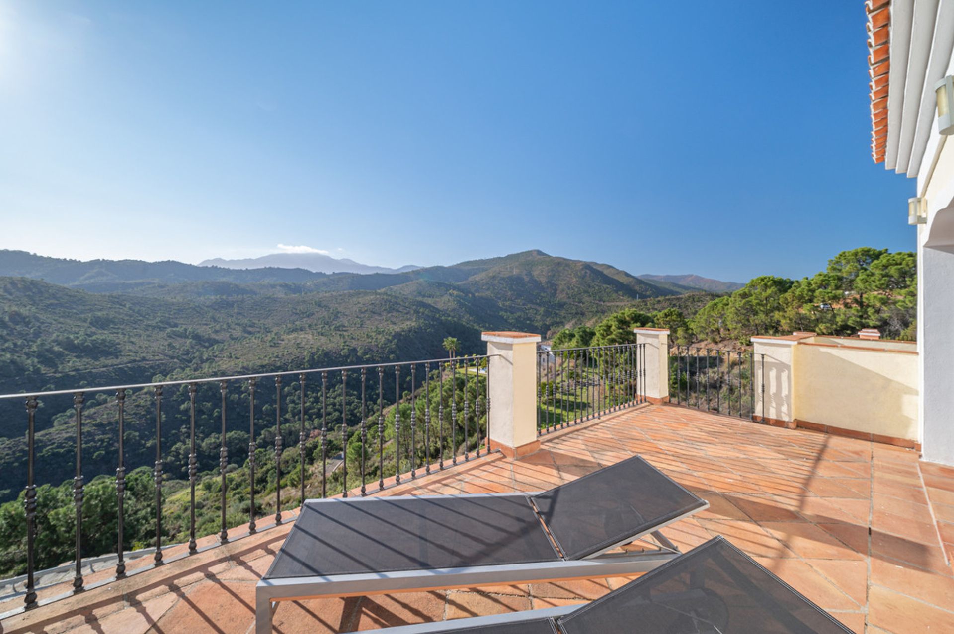 Rumah di Benahavís, Andalucía 11960854