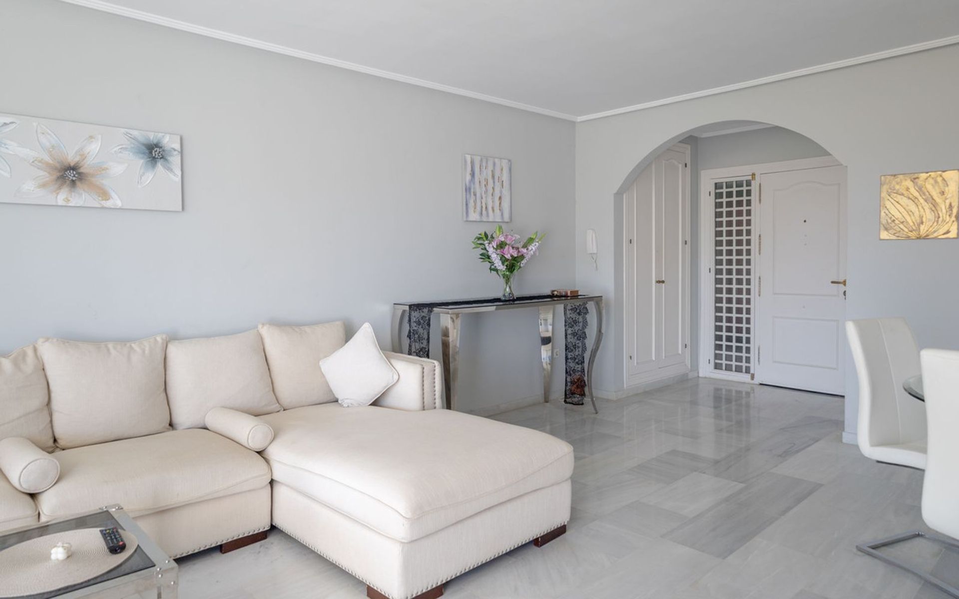 Condominio en Estepona, Andalucía 11960912