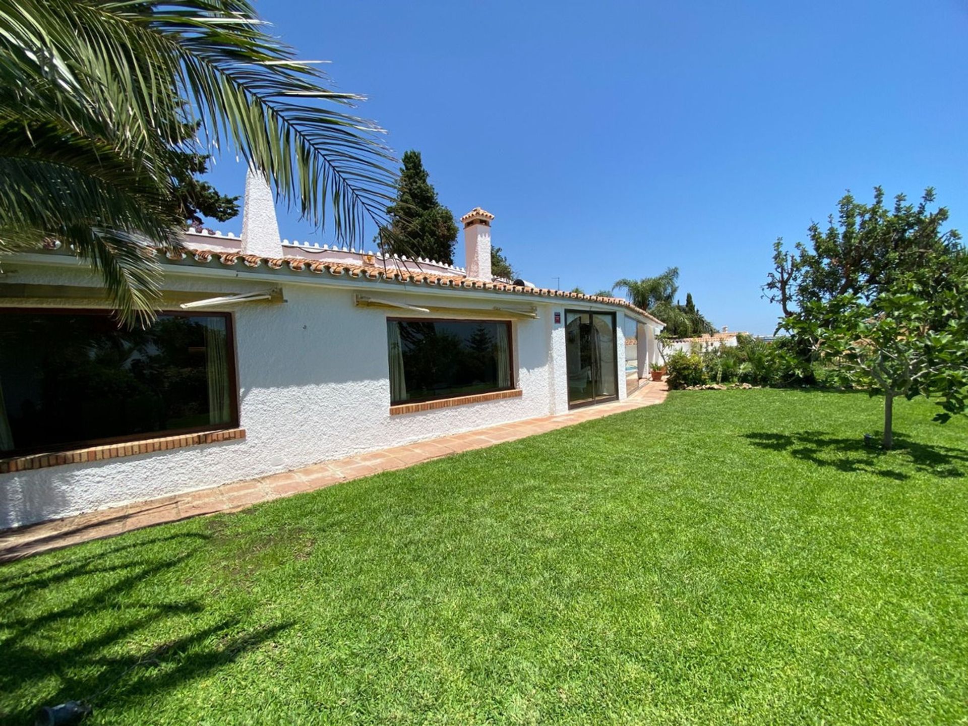 House in Fuengirola, Andalusia 11961169