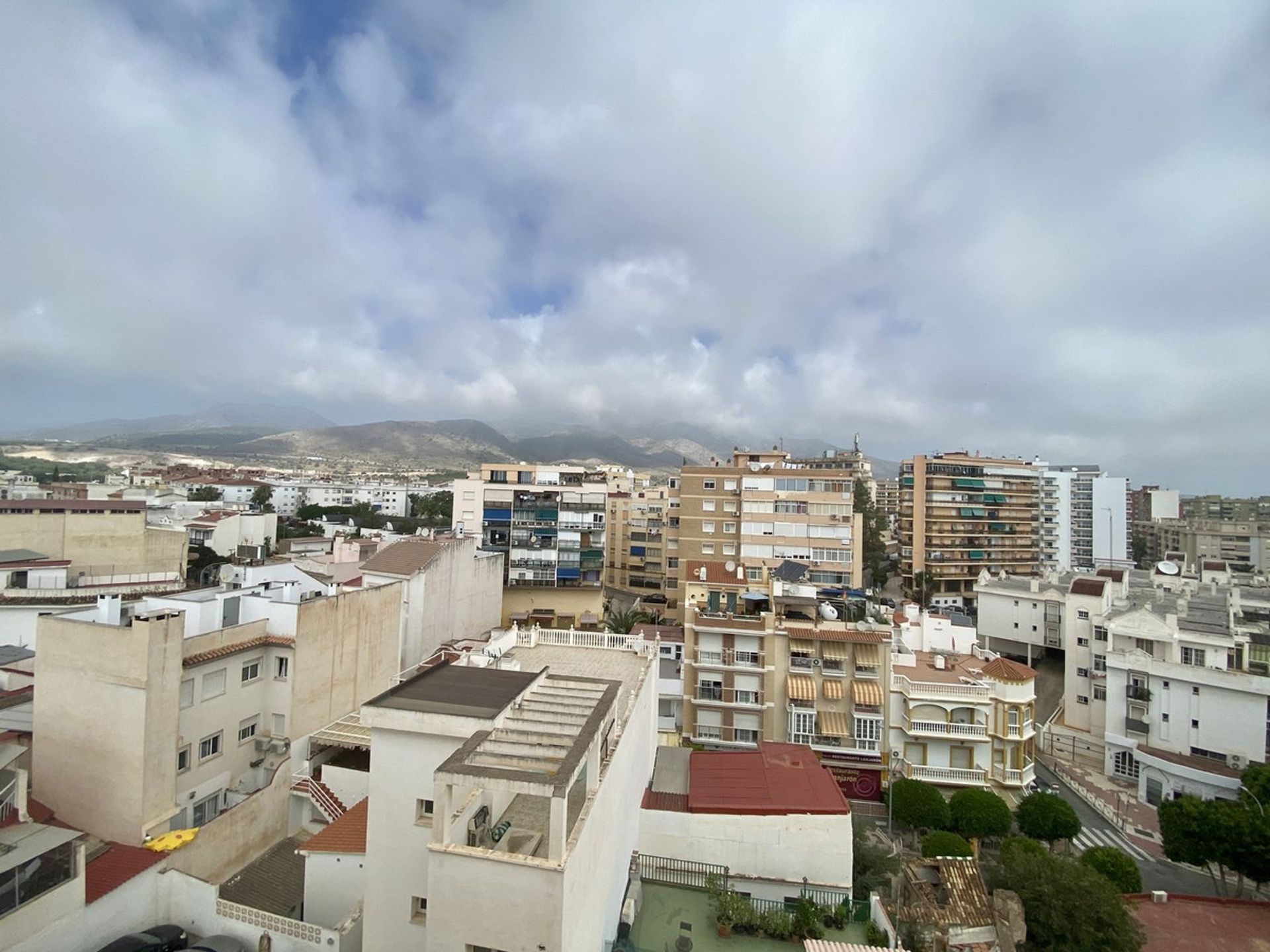 קוֹנדוֹמִינִיוֹן ב Torremolinos, Andalucía 11961170