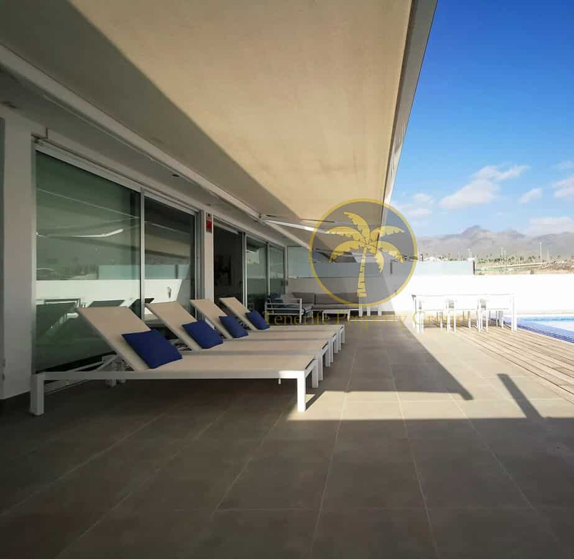 Condominium in Las Llanadas, Canary Islands 11963256