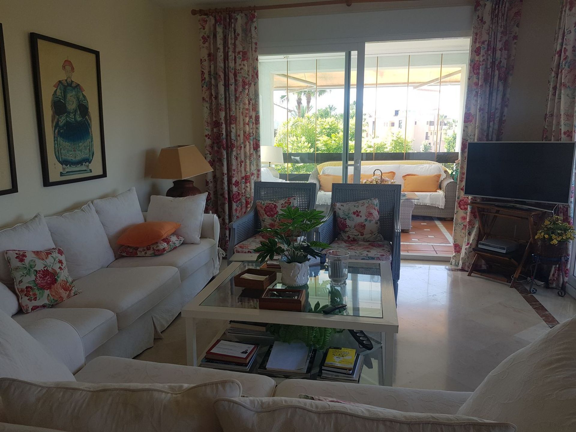 Condominium in Benahavis, Andalusia 11966000