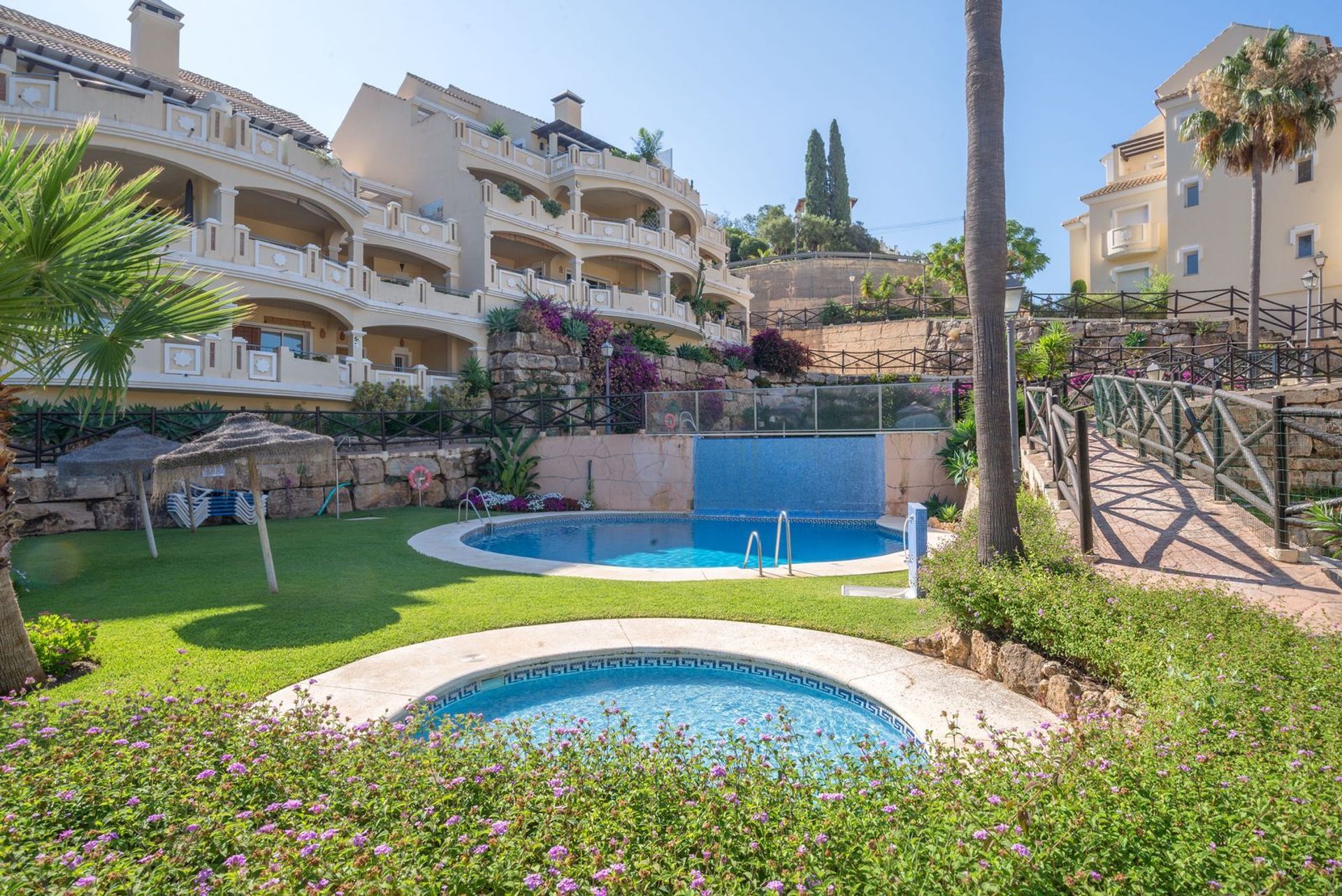 Condominium in Marbella, Andalucía 11966033