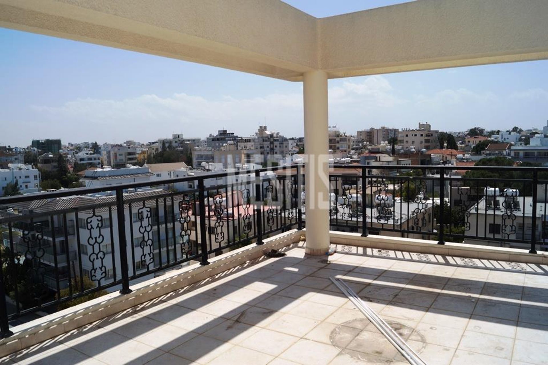 Condominium in Strovolos, Nicosia 11967762