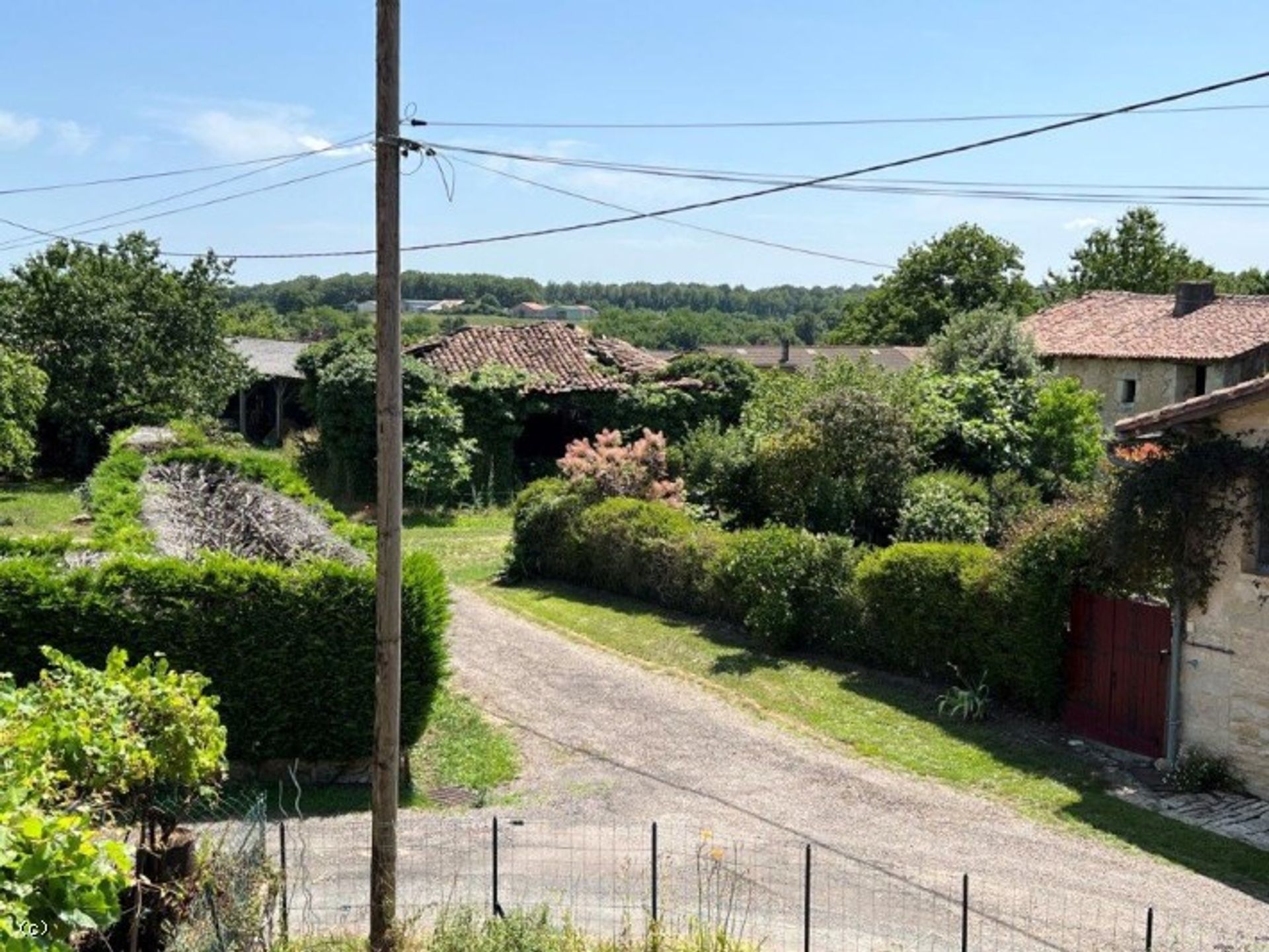 casa no Champagne-Mouton, Nouvelle-Aquitaine 11968293