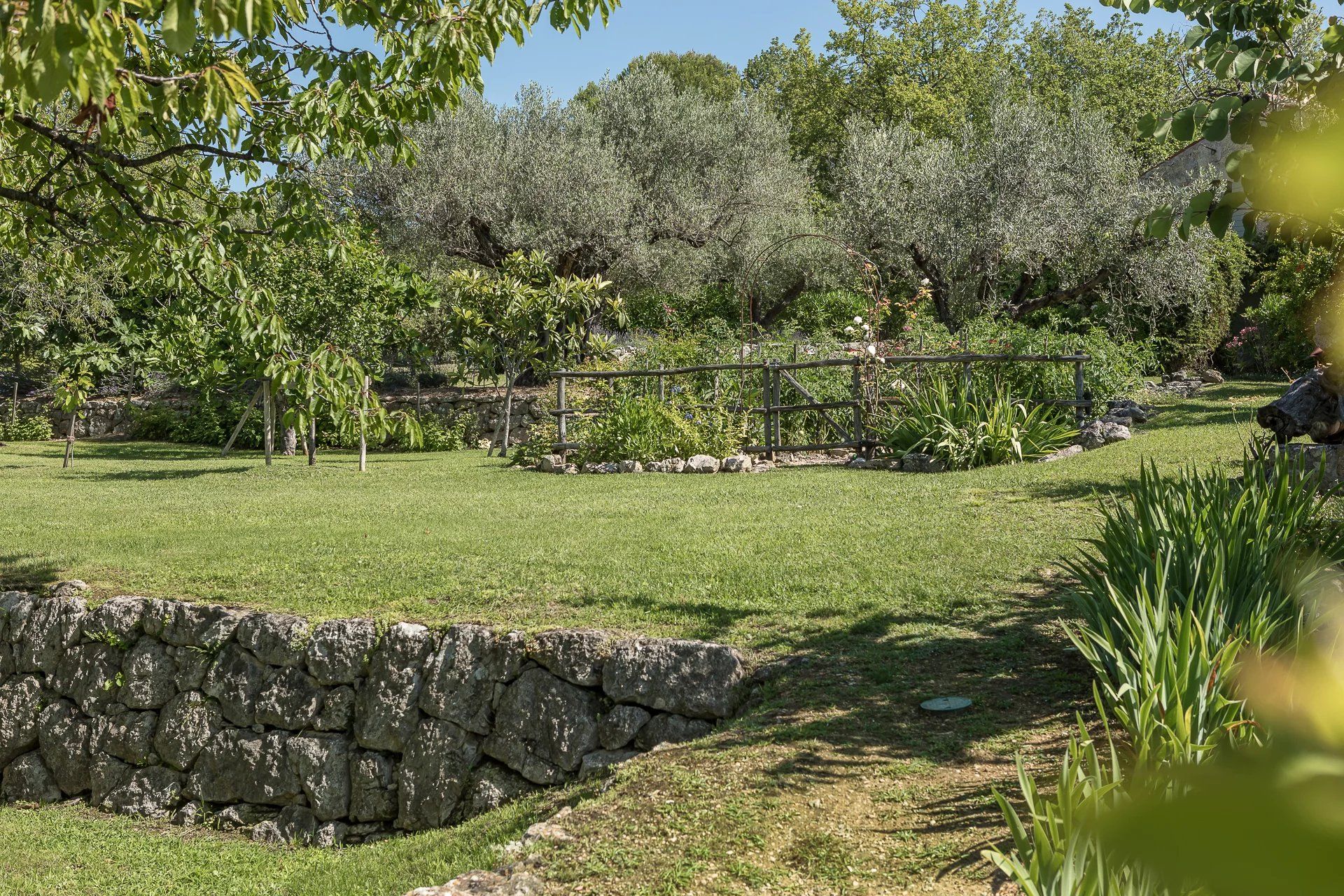 Hus i Fayence, Provence-Alpes-Côte d'Azur 11968791