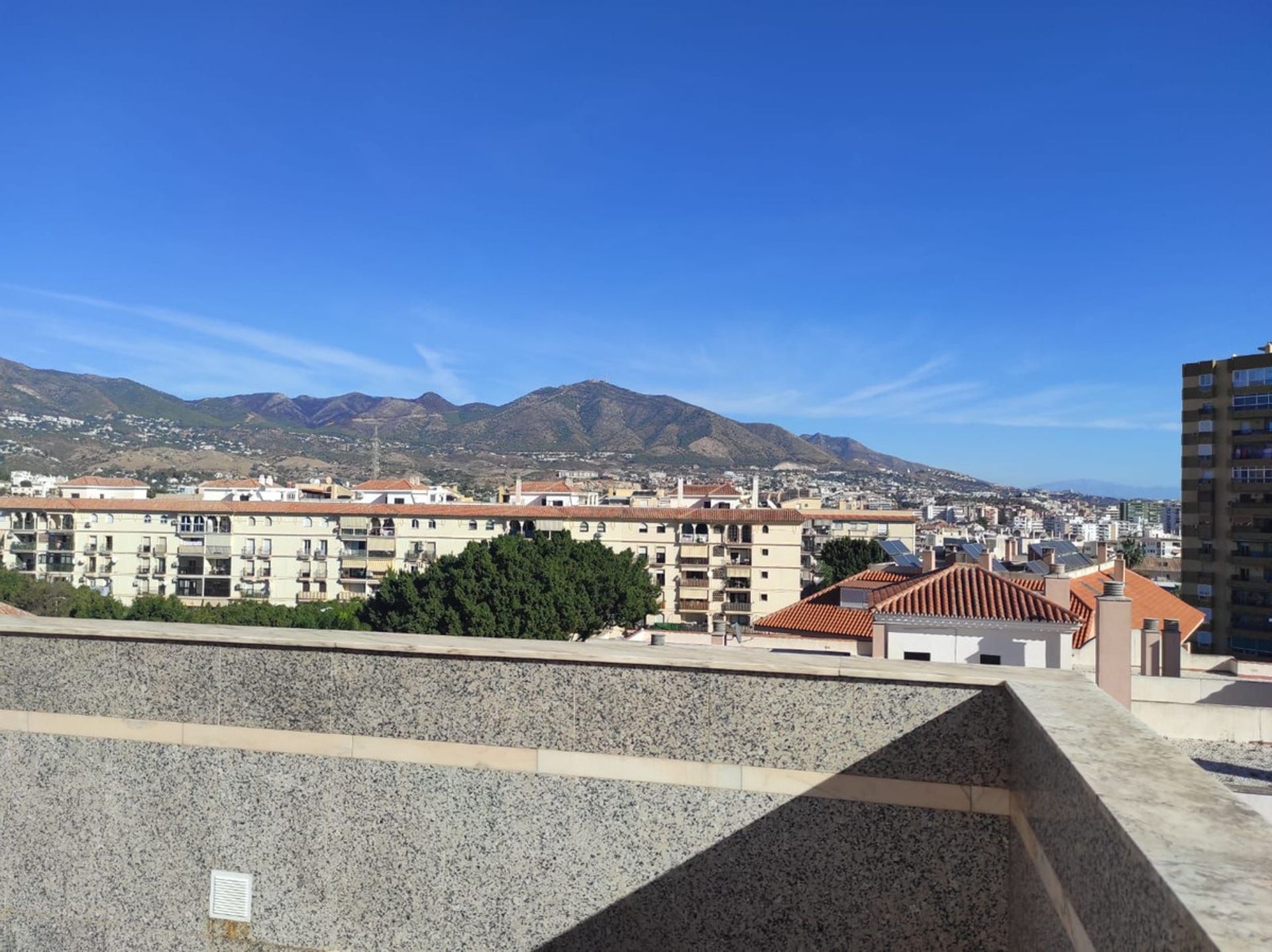 عمارات في Fuengirola, Andalucía 11969019