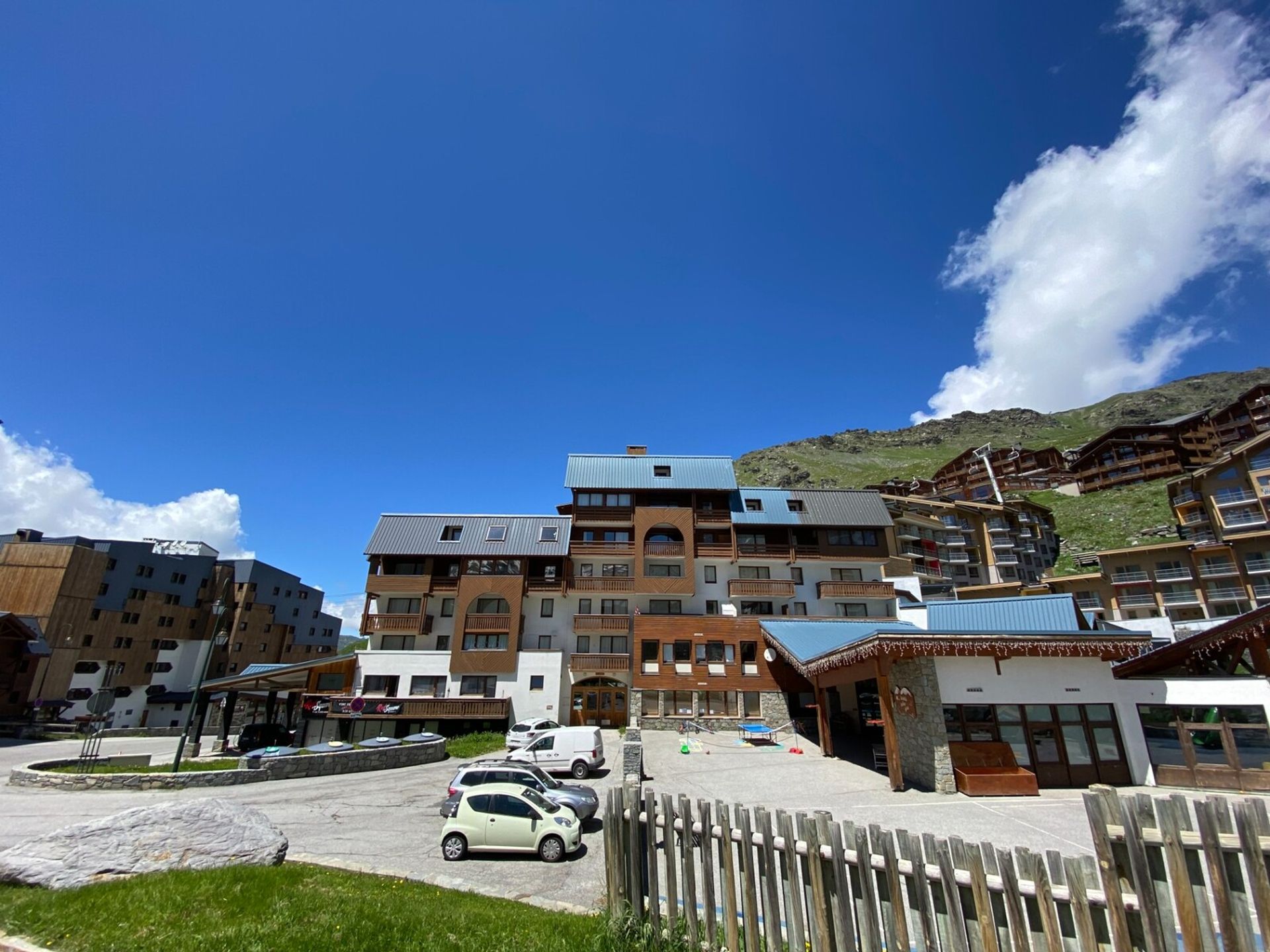 Condominium in Les Belleville, Auvergne-Rhône-Alpes 11969243