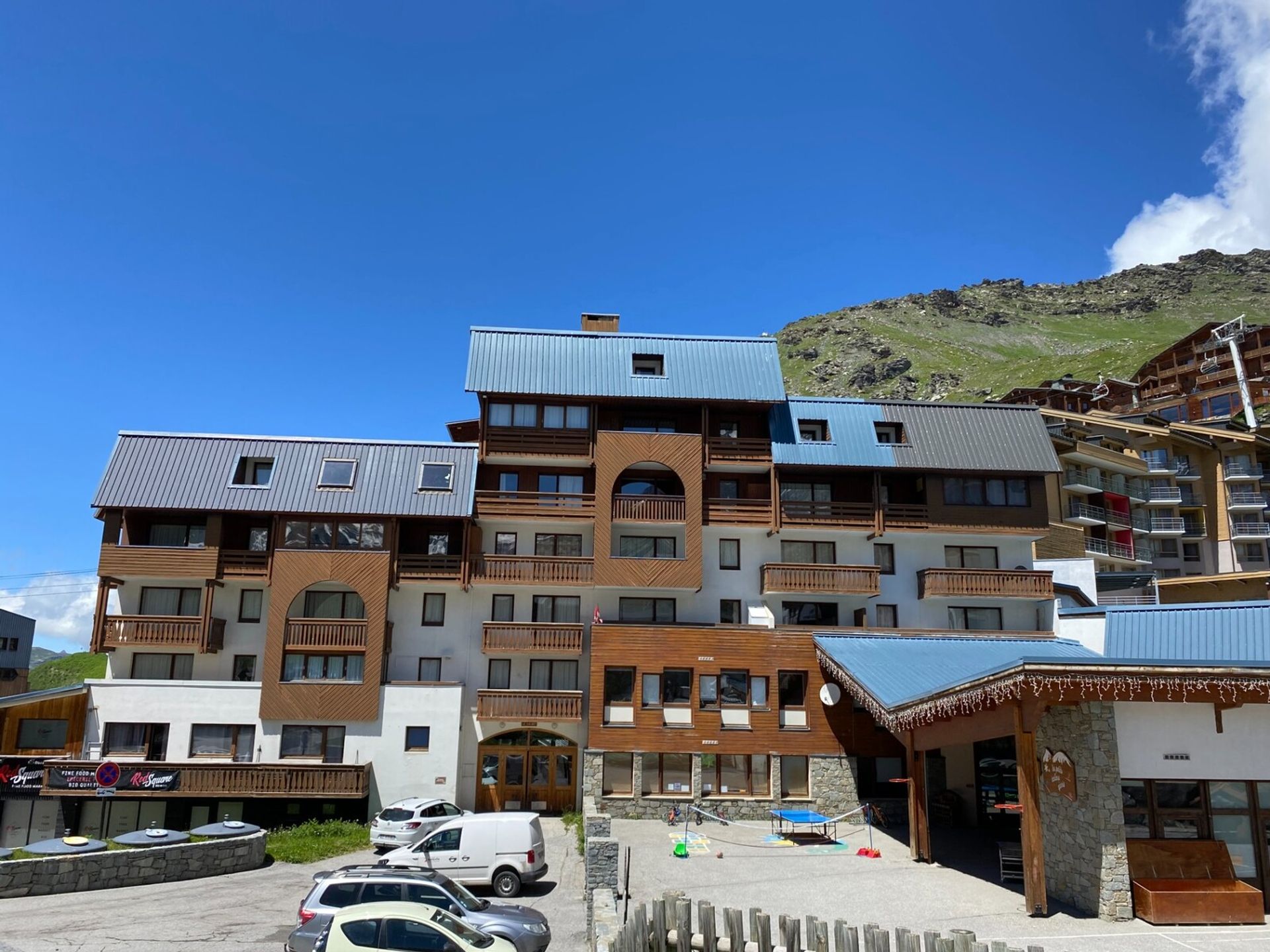 Condominium in Les Belleville, Auvergne-Rhône-Alpes 11969243