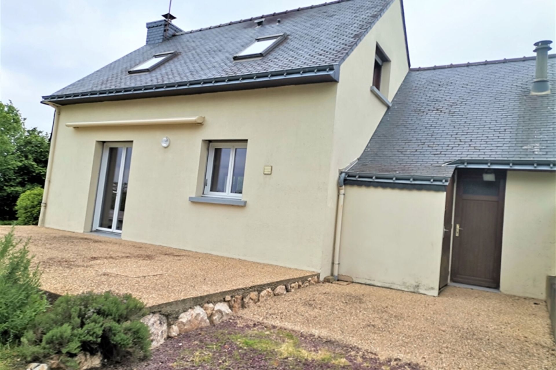 House in La Gree-Saint-Laurent, Bretagne 11969700