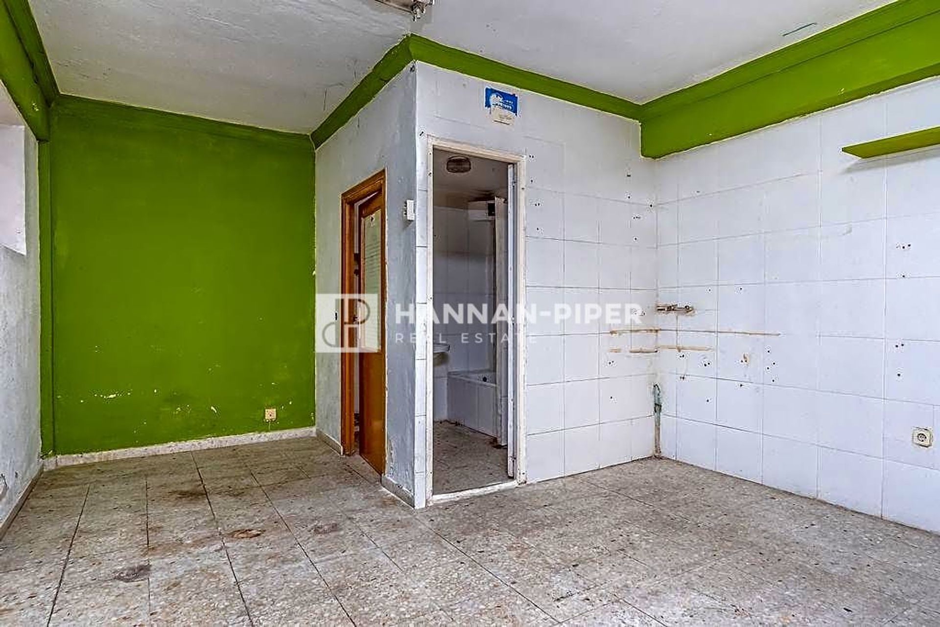 Λιανεμποριο σε Aranjuez, Comunidad de Madrid 11970671