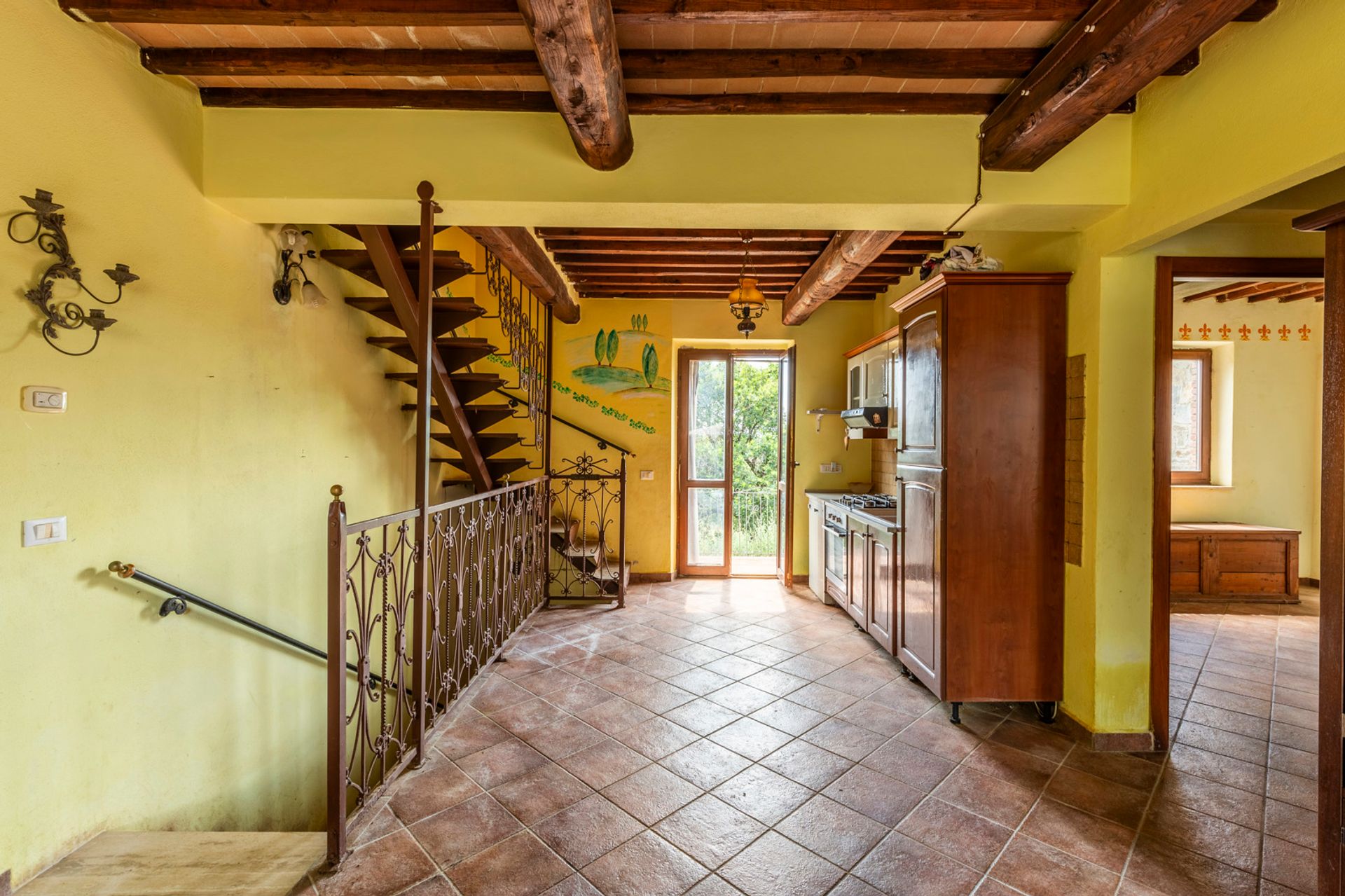 Condominium in Murlo, Tuscany 11971917